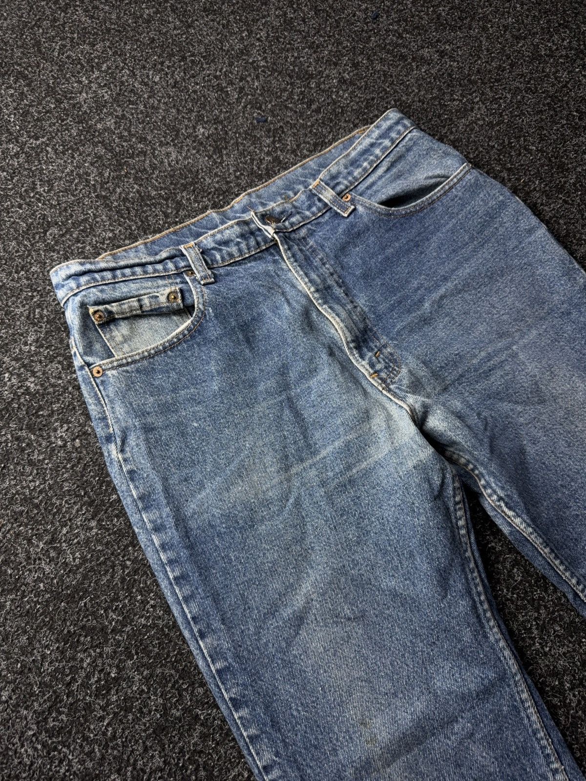 Levi's Vintage Clothing Archive Vintage 90s Levi’s 517 Made in USA Bootcut Jeans Size US 35 - 10 Thumbnail