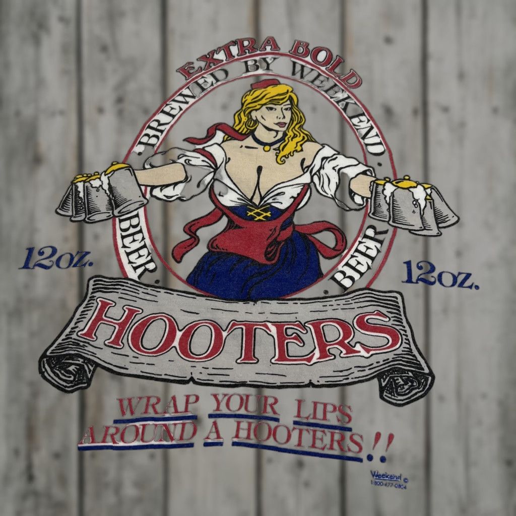 VINTAGE Hanes Hooters Graphic Tee XL White 1990s Short Sleeve Unisex Mens