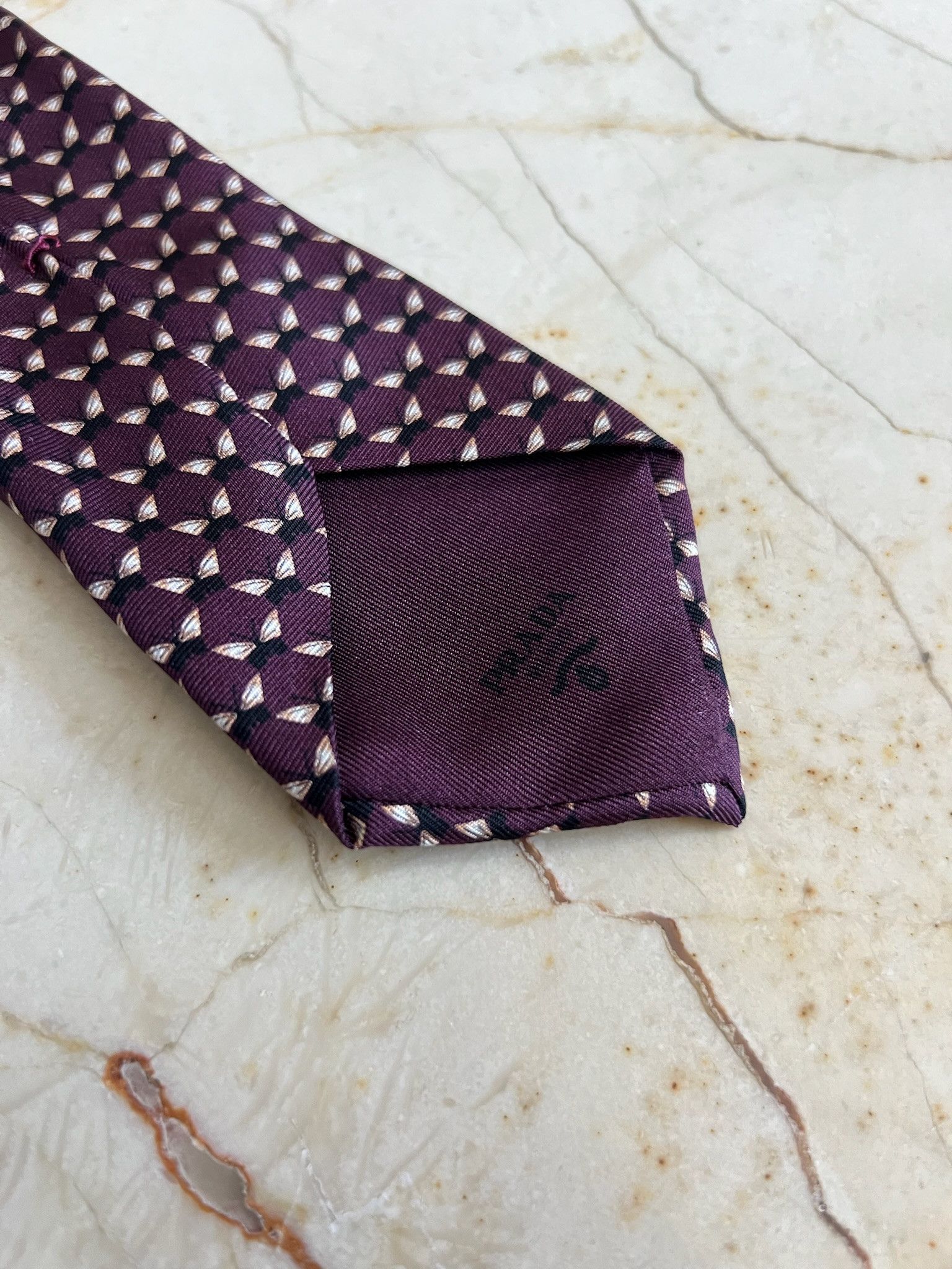 Prada Animal Butterfly Print Tie Wine Bourdeaux Maroon Size ONE SIZE - 4 Thumbnail