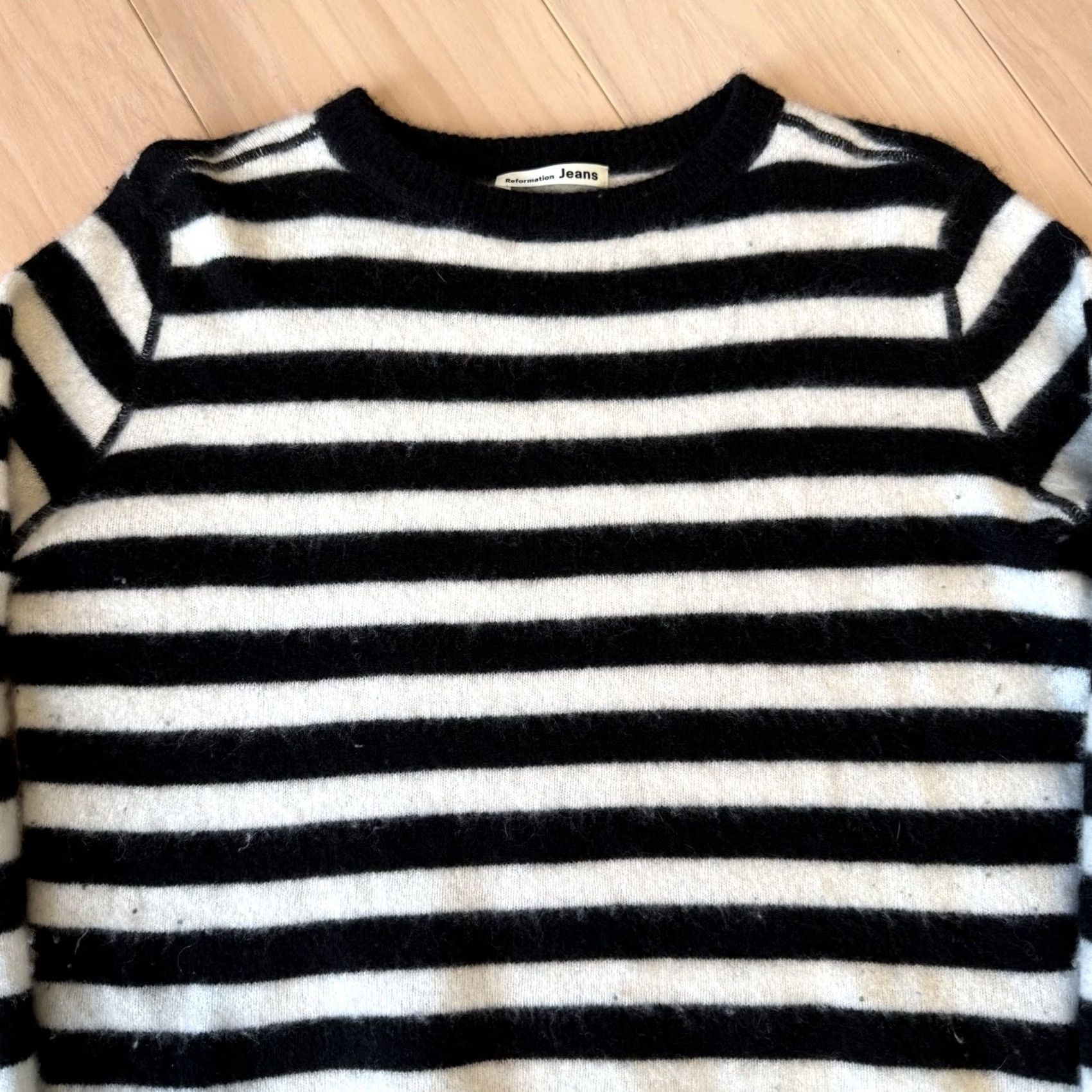 Reformation Reformation Sweater Women's S Black White Striped Cashmere Knit Pullover Logo Long Sleeve Winter Fall Spring Designer New York Size S / US 4 / IT 40 - 4 Thumbnail