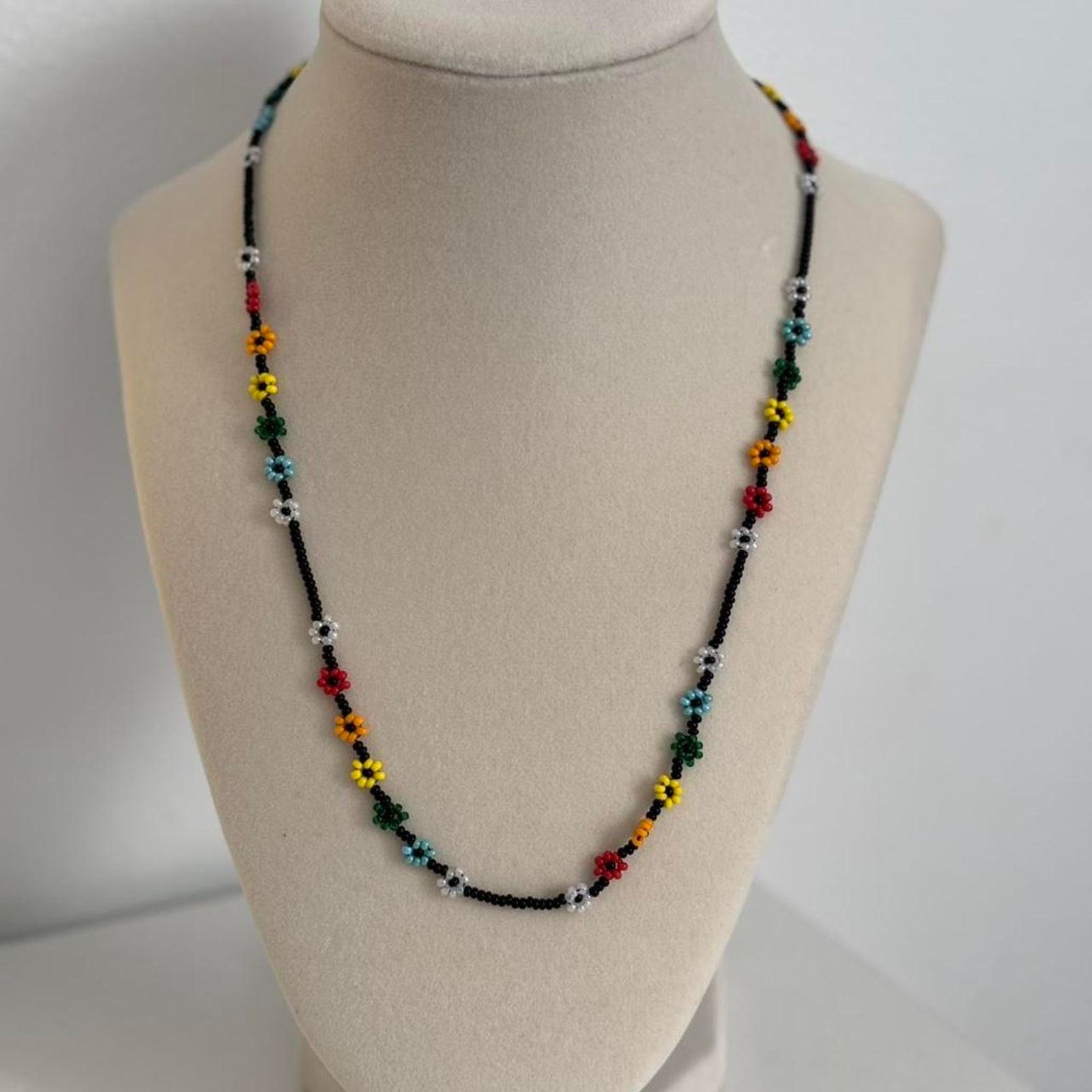 Other Black Multicoloured Beaded Flower Necklace Handmade Floral Size ONE SIZE - 1 Thumbnail