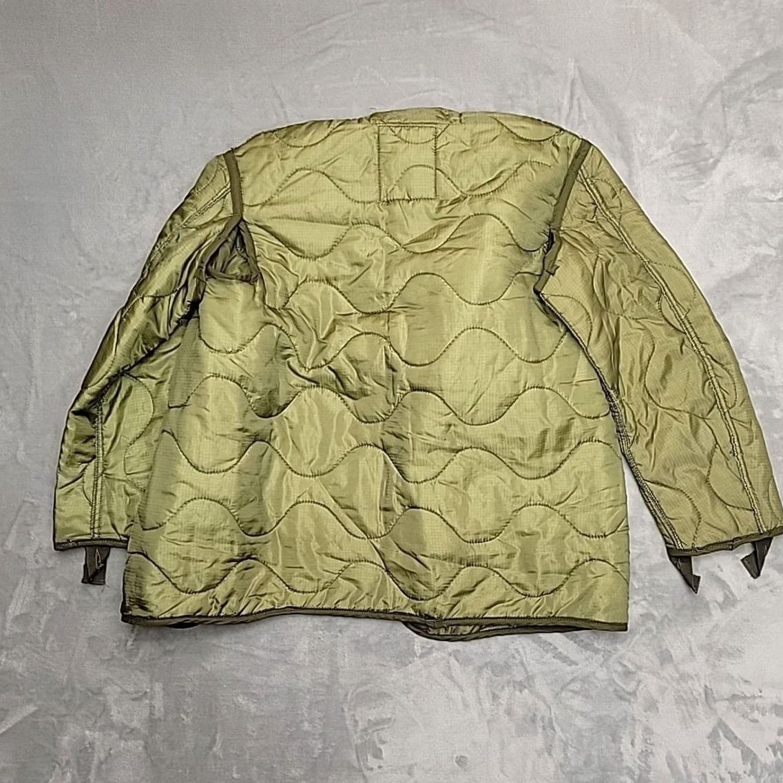 Olive Item Specifications: Brand: Nike Size US XS / EU 42 / 0 - 3 Thumbnail
