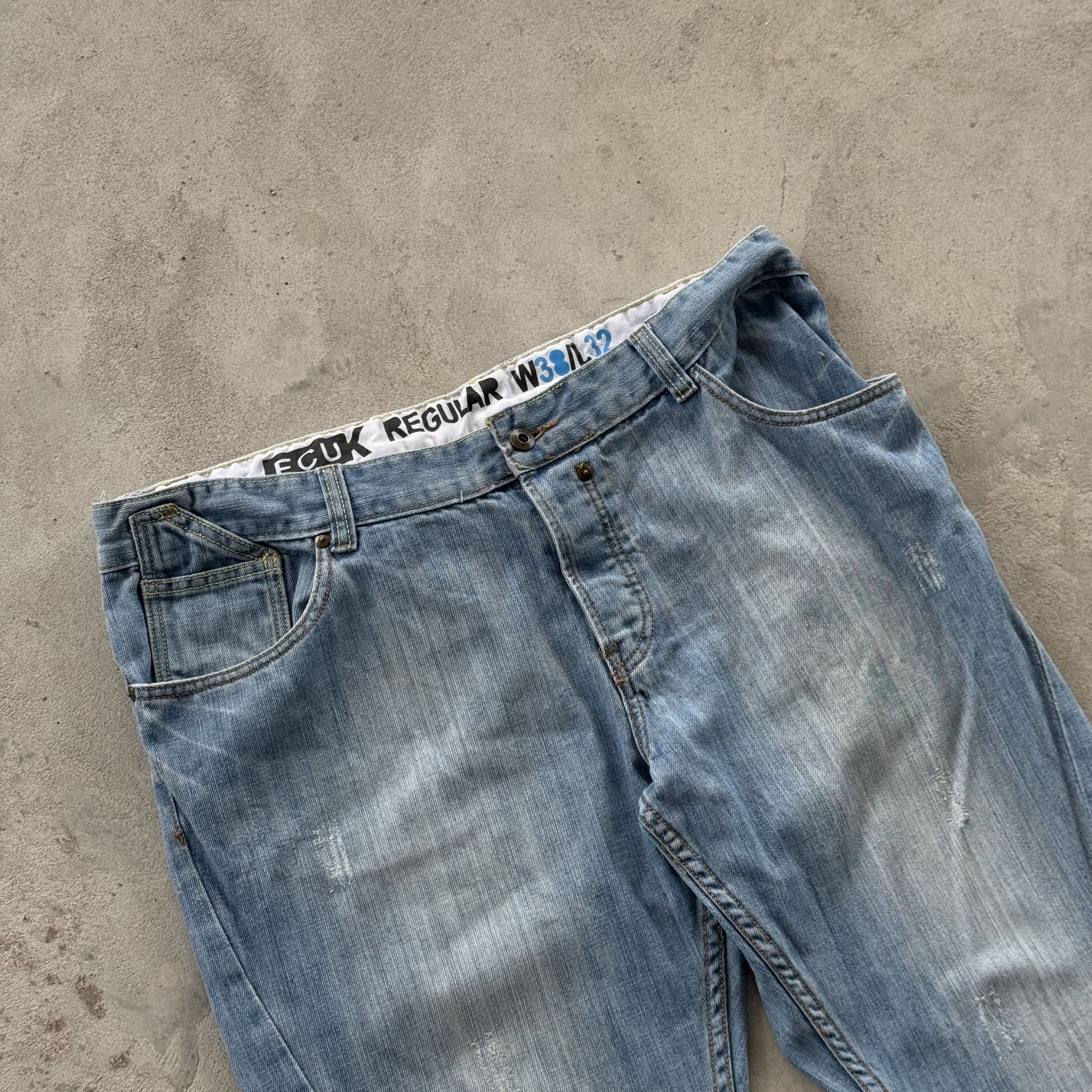 FCUK Vintage FCUK French Connection Cinch Back Denim Jeans 38x32 Size US 38 / EU 54 - 4 Thumbnail