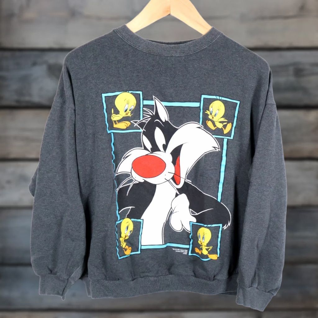 Vintage VINTAGE Looney Tunes Sweatshirt Mens Regular Medium Gray 1993 Tweety Sylvester Graphic Print Boxy Fit Size US M / EU 48-50 / 2 - 1 Thumbnail
