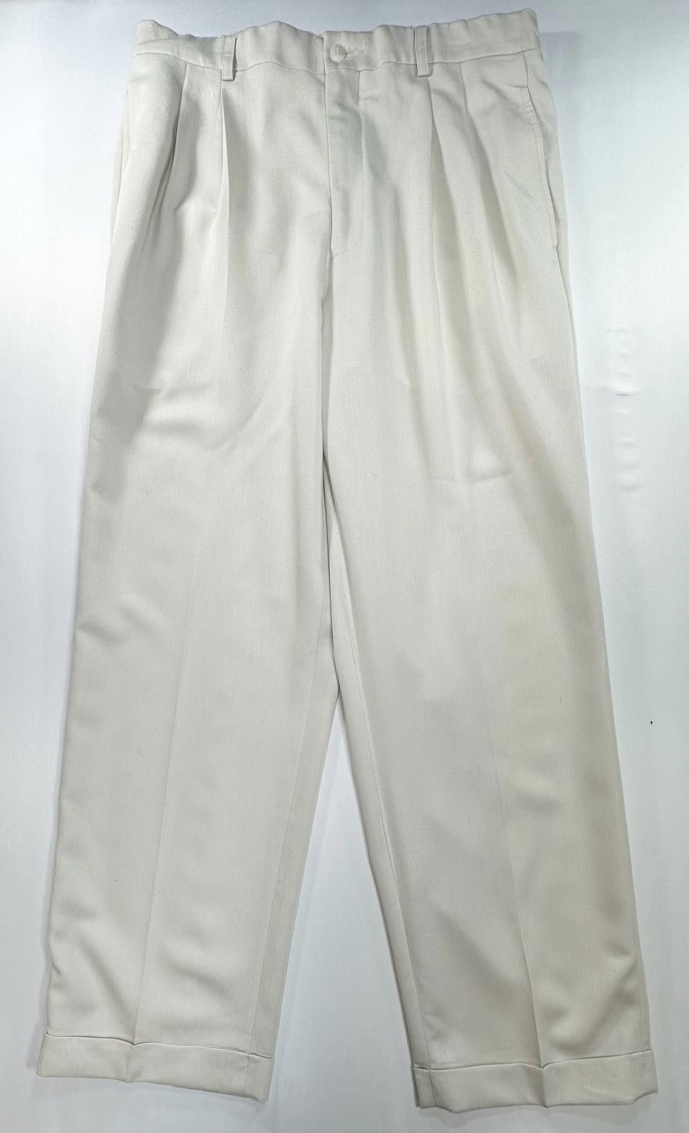 Liz Claiborne Claiborne Elements Straight Leg Chinos Beige Mens 32/30 Size US 32 / EU 48 - 1 Thumbnail