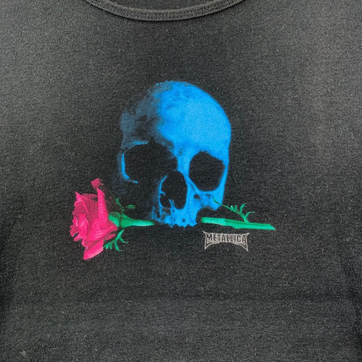 Vintage Vintage METALLICA Bite Rose Rock Band Japan Shirt Size XS / US 0-2 / IT 36-38 - 3 Thumbnail