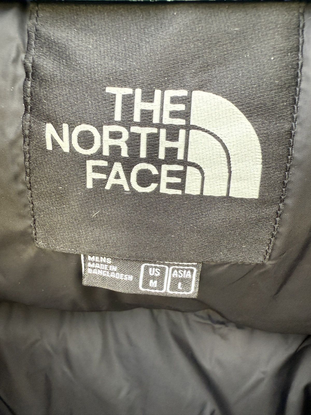 The North Face The North Face Retro Nuptse 700 Brand New Size US L / EU 52-54 / 3 - 2 Thumbnail