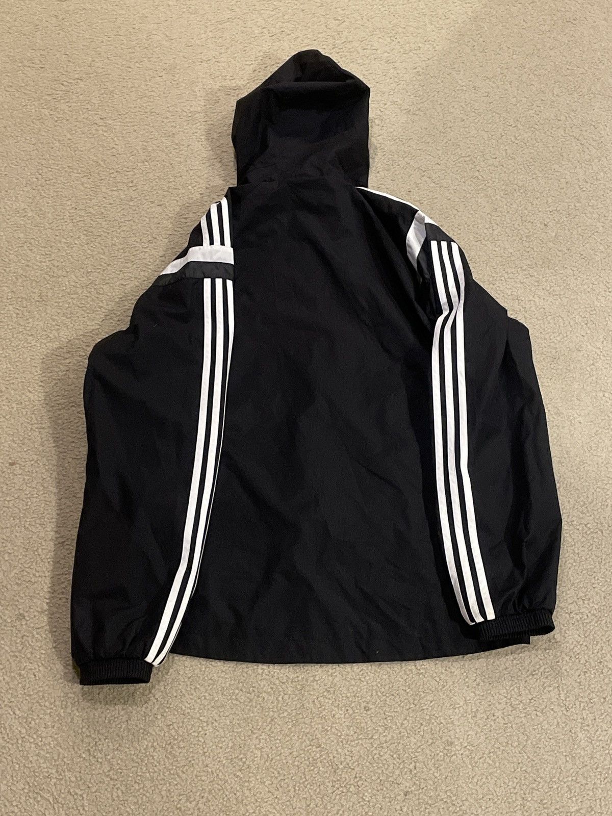 Adidas Vintage Adidas Wisconsin Soccer Jacket Size US L / EU 52-54 / 3 - 3 Thumbnail