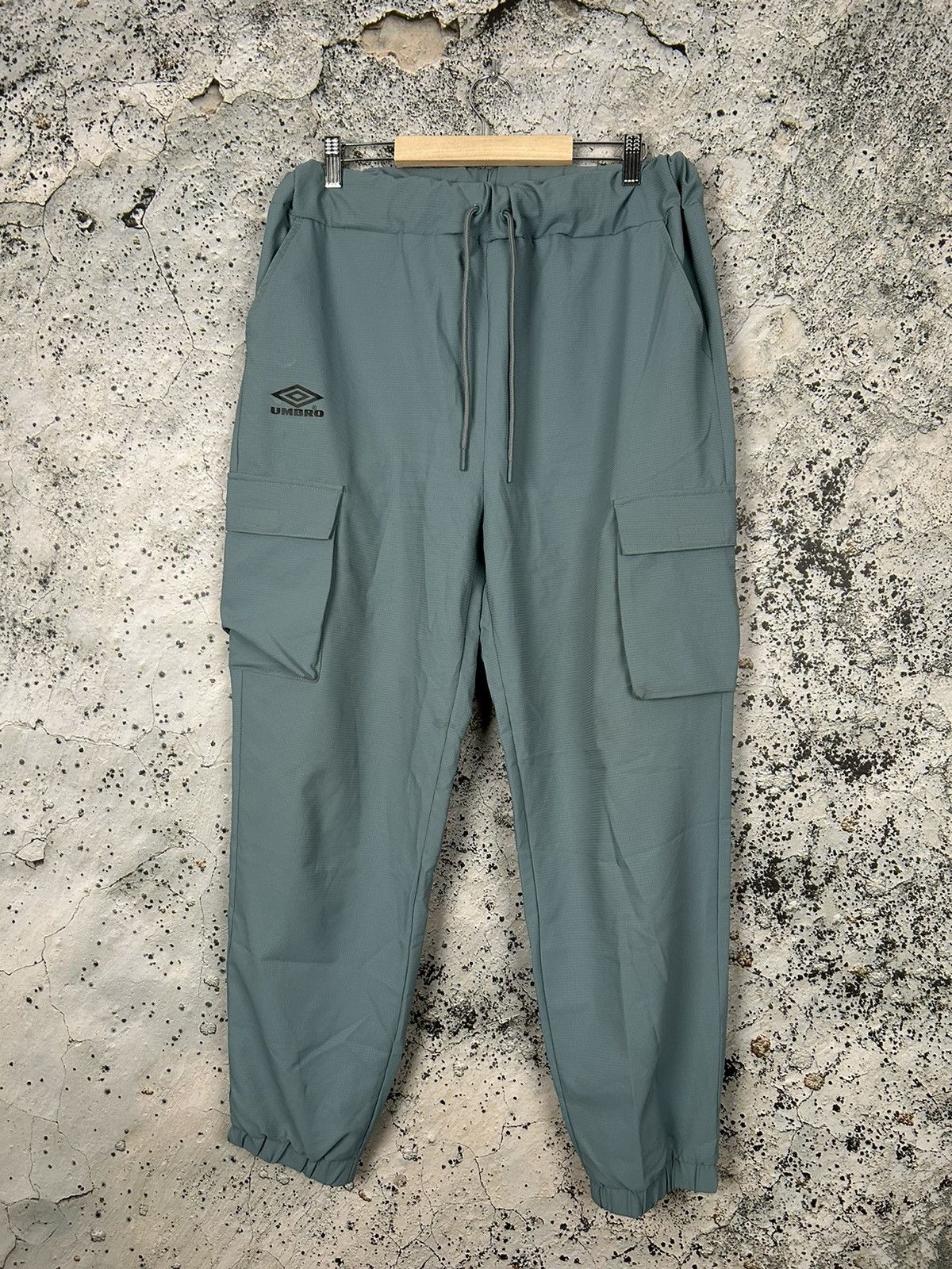 Umbro Umbro Sportswear Cargo Pants Football Streetwear Vintage Size US 32 / EU 48 - 1 Thumbnail