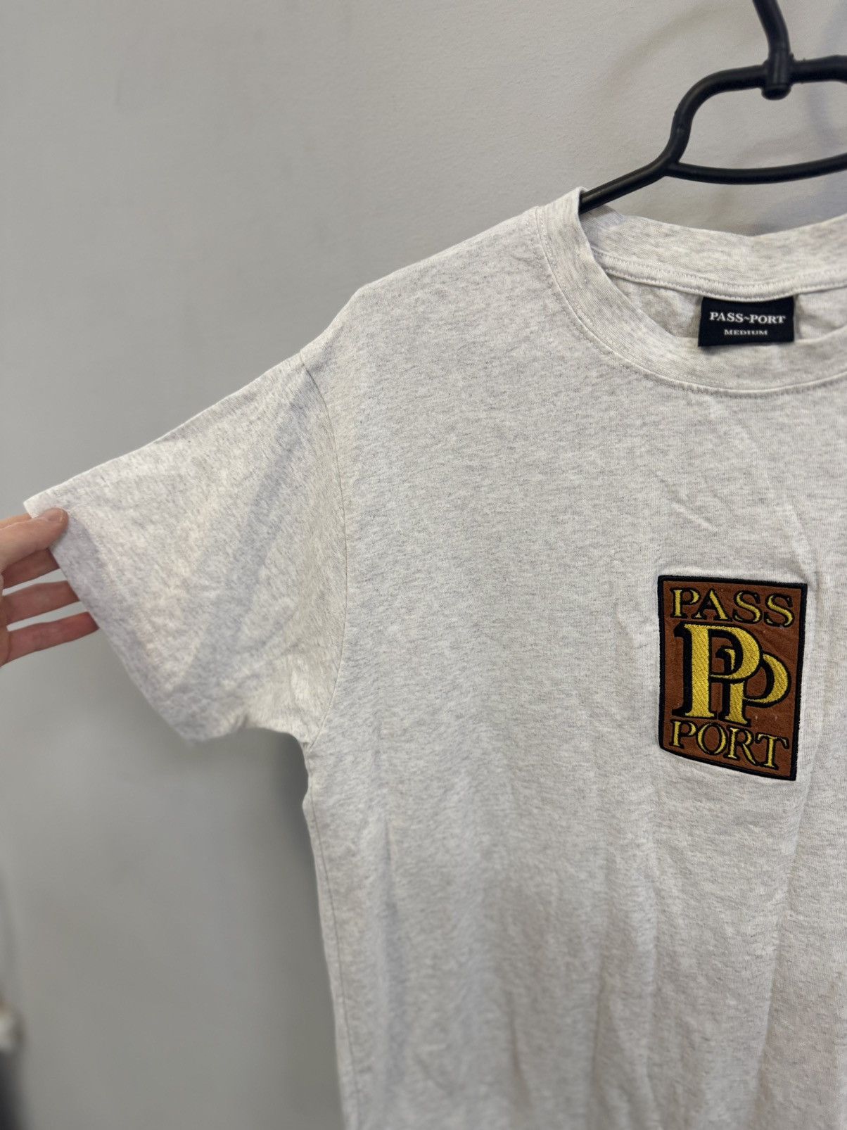 Hypebeast × Passport Pass~Port Center Logo Skater Tee Size US M / EU 48-50 / 2 - 6 Thumbnail
