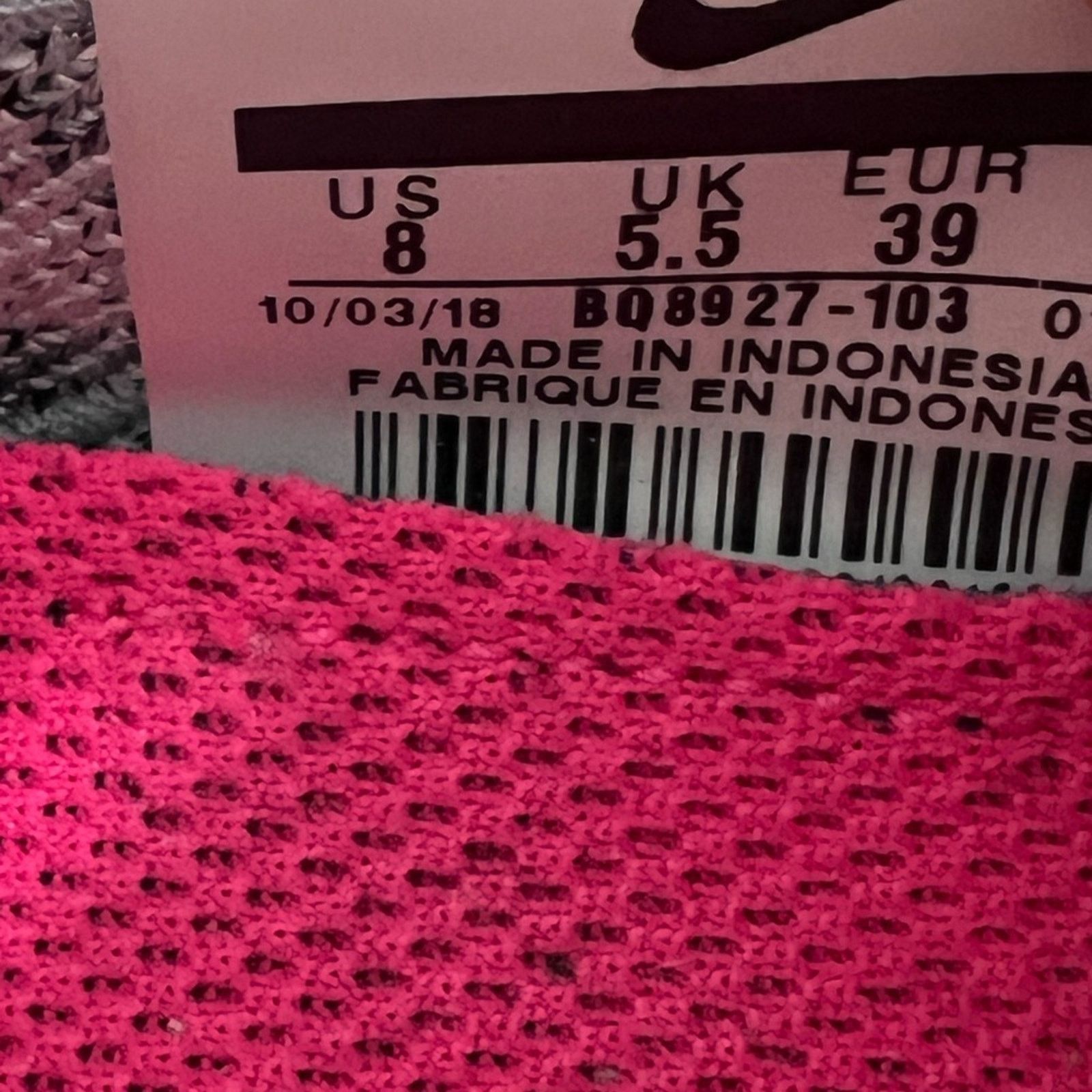 Nike Nike Epic React Flyknit 2 Women's Running Shoes White Oreo Size US 8 / IT 38 - 10 Thumbnail