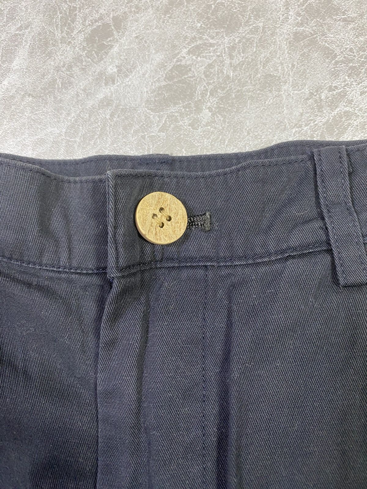 Issey Miyake IS SIZE 27 issey miyaki pants women Size 27" / US 4 / IT 40 - 2 Thumbnail