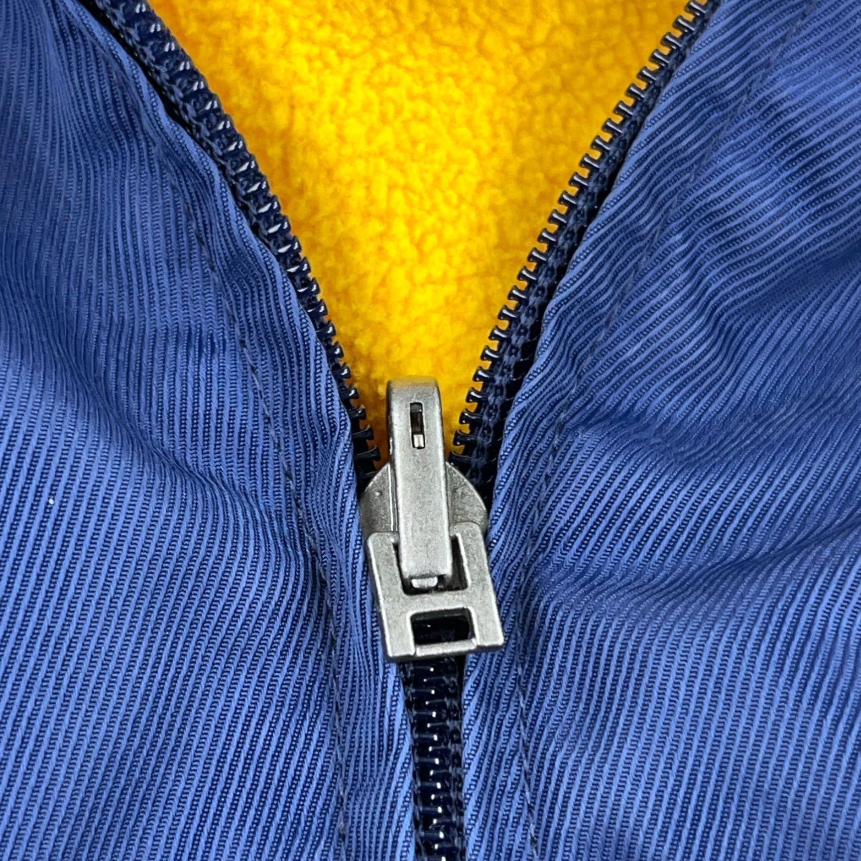 Nike VINTAGE Nike Jacket Men M Blue Yellow Puffer Parka Coat Reversible Size US M / EU 48-50 / 2 - 5 Thumbnail