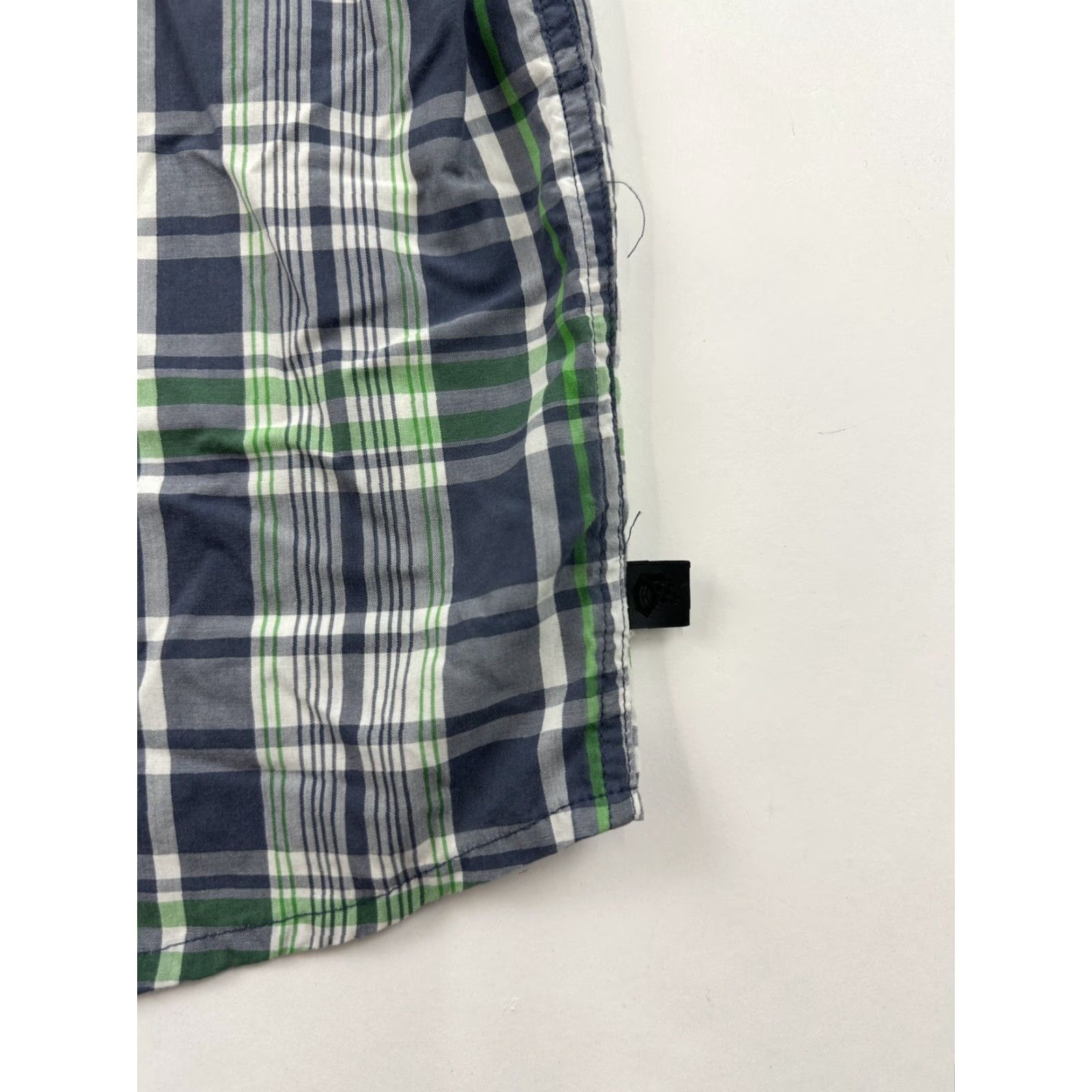 Mountain Hardwear Mountain Hardwear Button-Up Shirt Men’s M Plaid Short Sleeve Multicolor Button-Up Shirt Mens Regular Fall Spring Summer Winter All Seasons Size US M / EU 48-50 / 2 - 2 Thumbnail