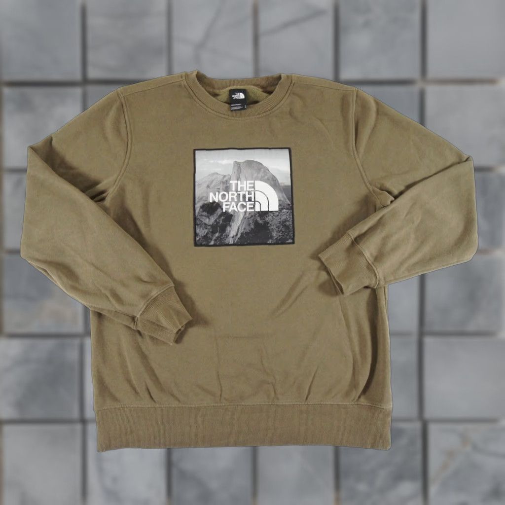 The North Face VINTAGE The North Face Sweatshirt Mens Large Green Crewneck Pullover Outdoor Logo 90s Mens Size US L / EU 52-54 / 3 - 1 Thumbnail