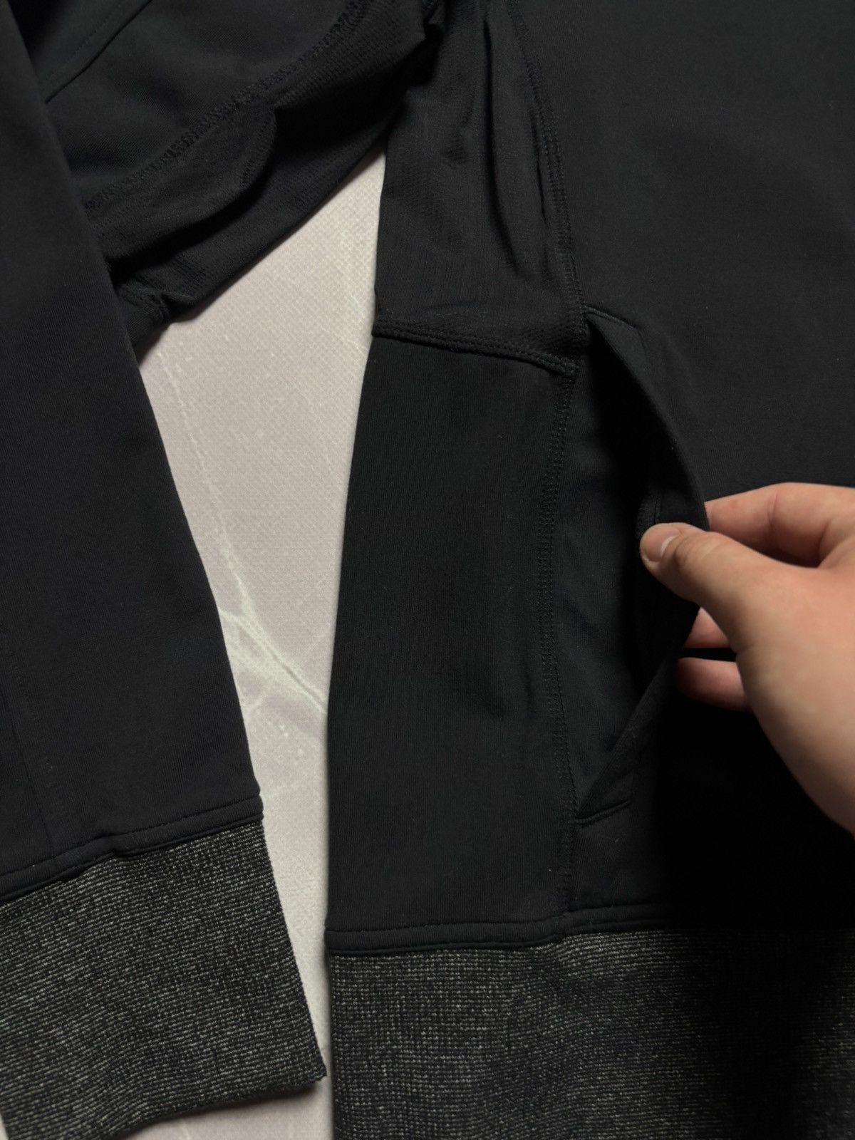 Lululemon Lululemon Luon Vent Tech FZ Jacket Magnetic Pocket Mens M Size US M / EU 48-50 / 2 - 4 Thumbnail