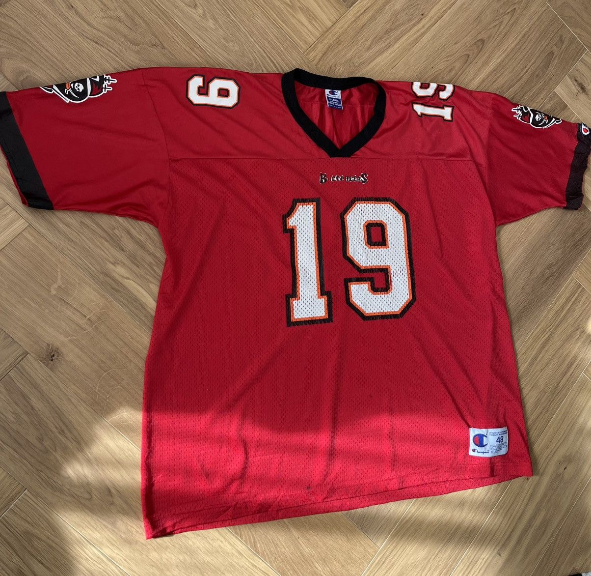 Champion Keyshawn Johnson Tampa Bay Buccaneers Champion Jersey Size US XL / EU 56 / 4 - 2 Thumbnail