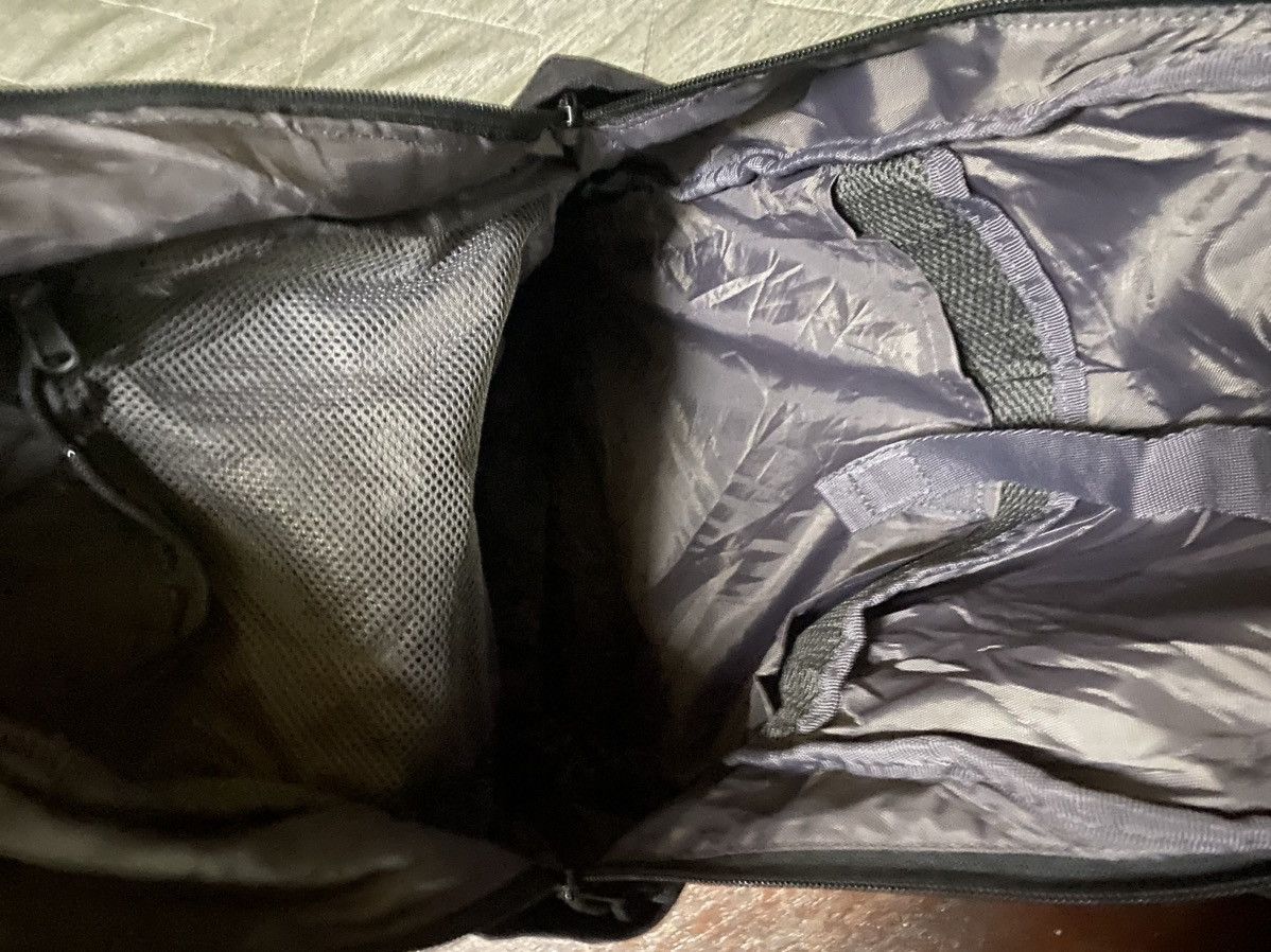 Uniqlo Uniqlo x cordura brand fabric black bagpacks Size ONE SIZE - 8 Thumbnail