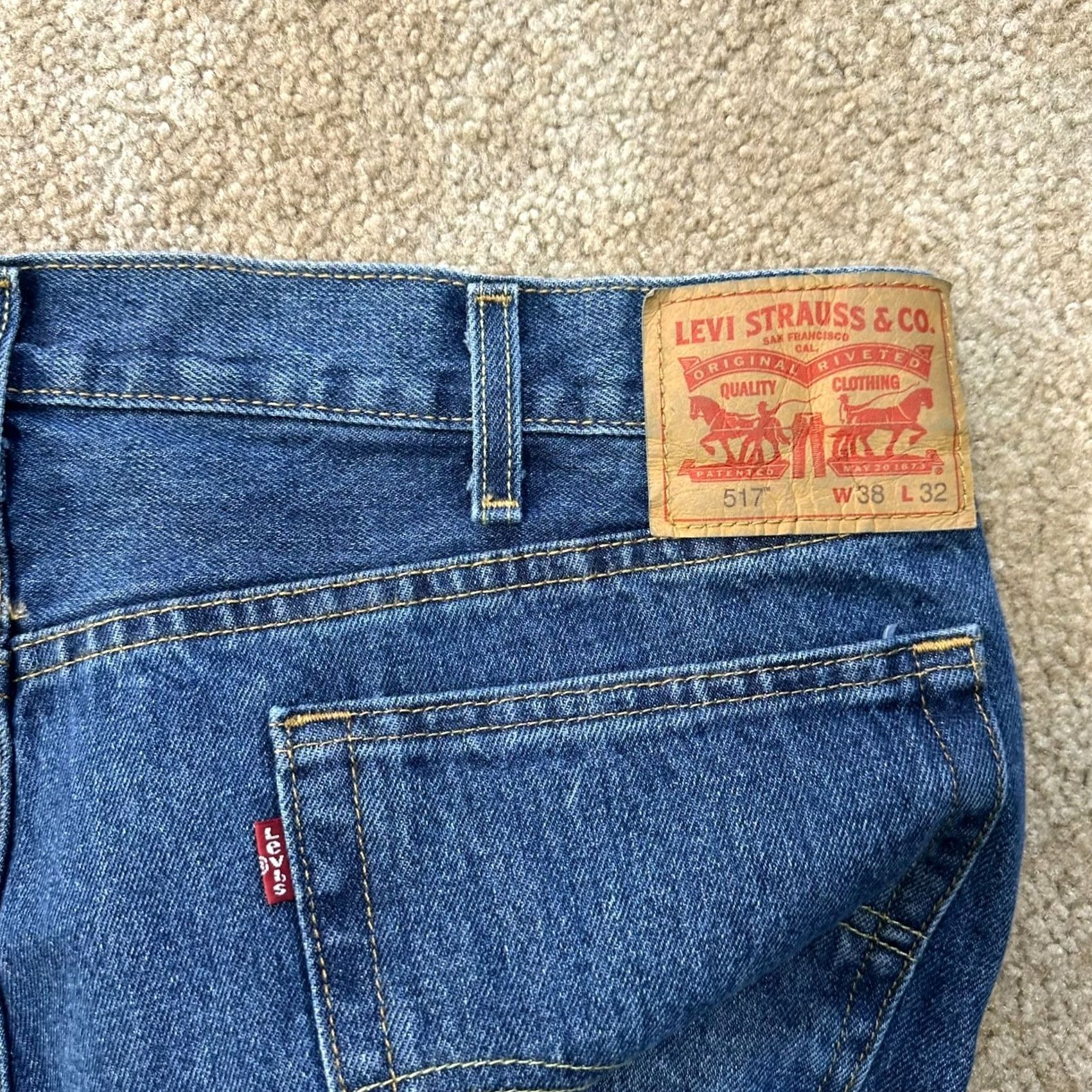 Levi's Levi's 517 Bootcut Jeans Mens 38x32 Blue Denim Pants Cowboy western Slim Regular Fit 5-Pocket USA Leather Logo Bag Closure Zip Belt Loops Distressed Size US 38 / EU 54 - 3 Thumbnail