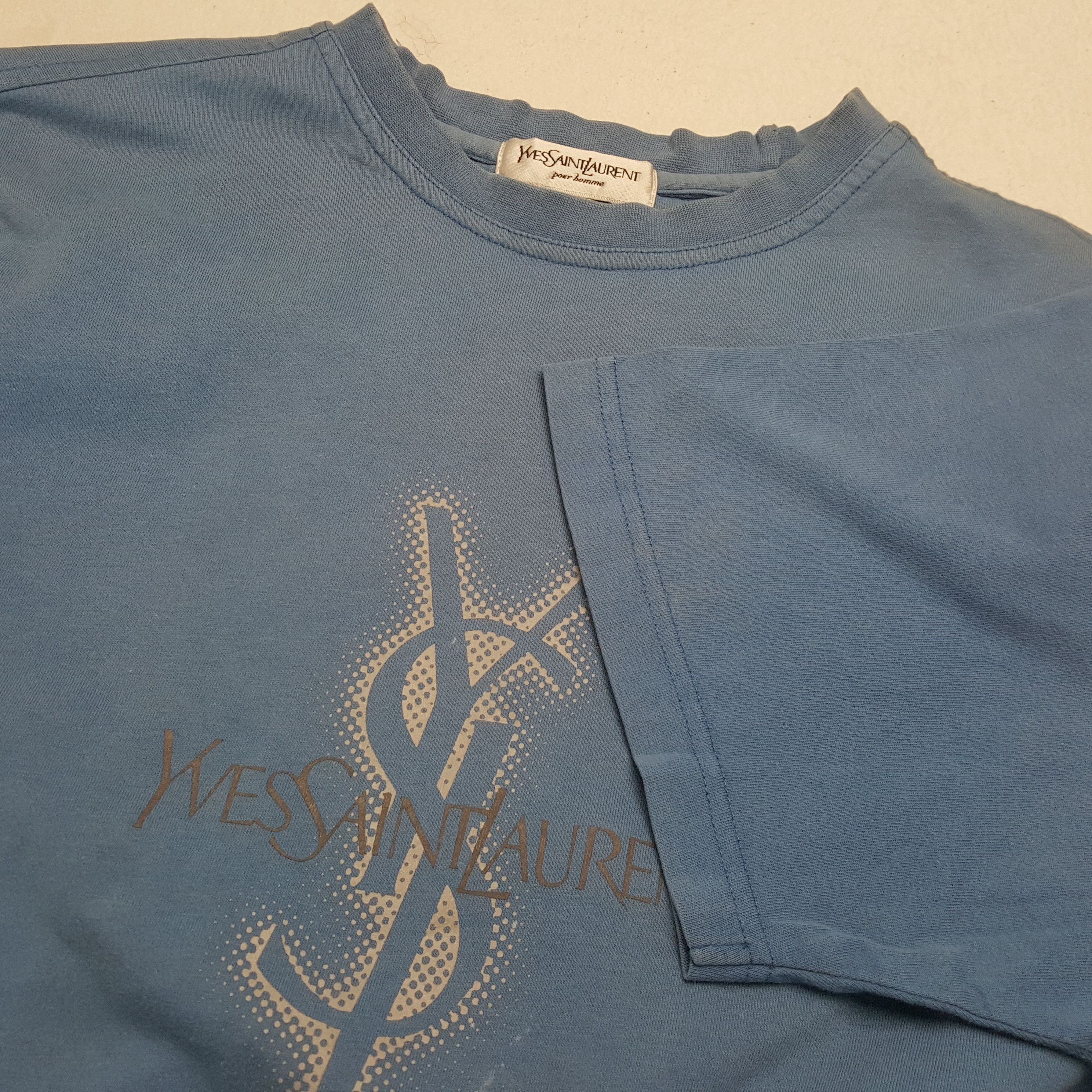 Yves Saint Laurent YVES SAINT LAURENT YSL Fashion Spellout Logo Design Tshirt Size US L / EU 52-54 / 3 - 6 Thumbnail