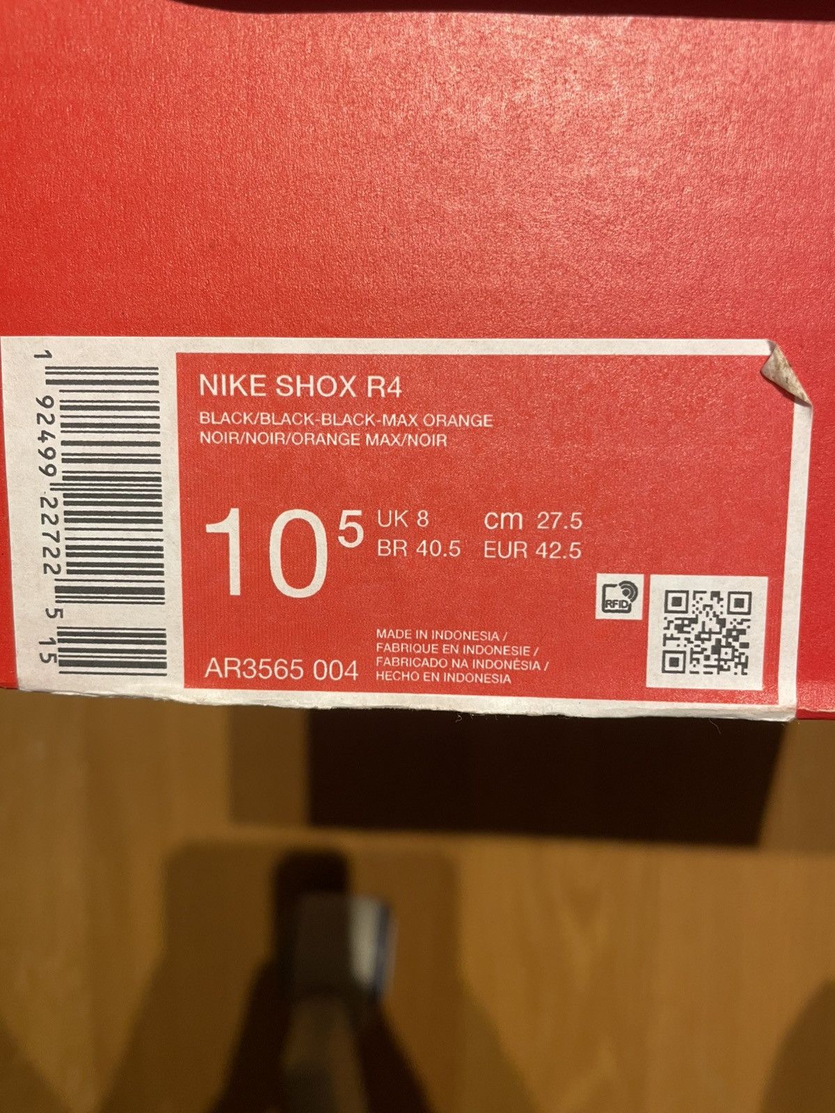 Nike Nike Shox R4 black womens Size US 10.5 / IT 40.5 - 7 Thumbnail