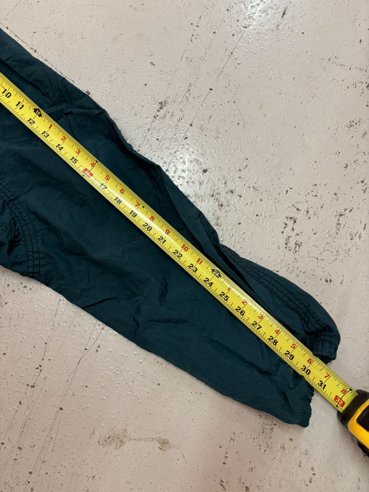 Nike × Vintage ***FINAL DROP***RARE 90s NIKE NYLON WINDBREAKER L Size US L / EU 52-54 / 3 - 7 Thumbnail