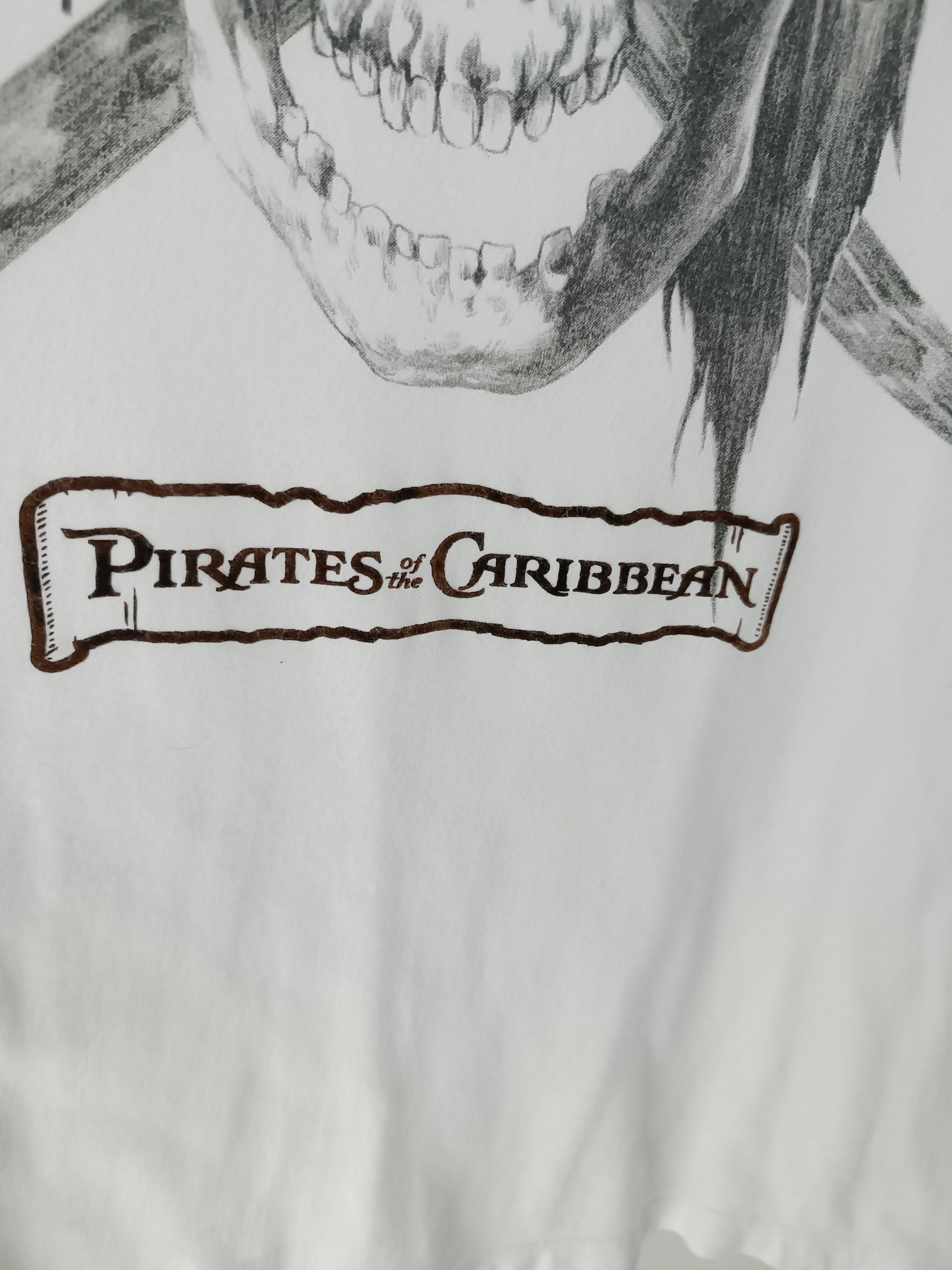 Vintage VINTAGE PIRATES OF THE CARIBBEAN MOVIE T depp lotr gladiator Size US L / EU 52-54 / 3 - 12 Thumbnail