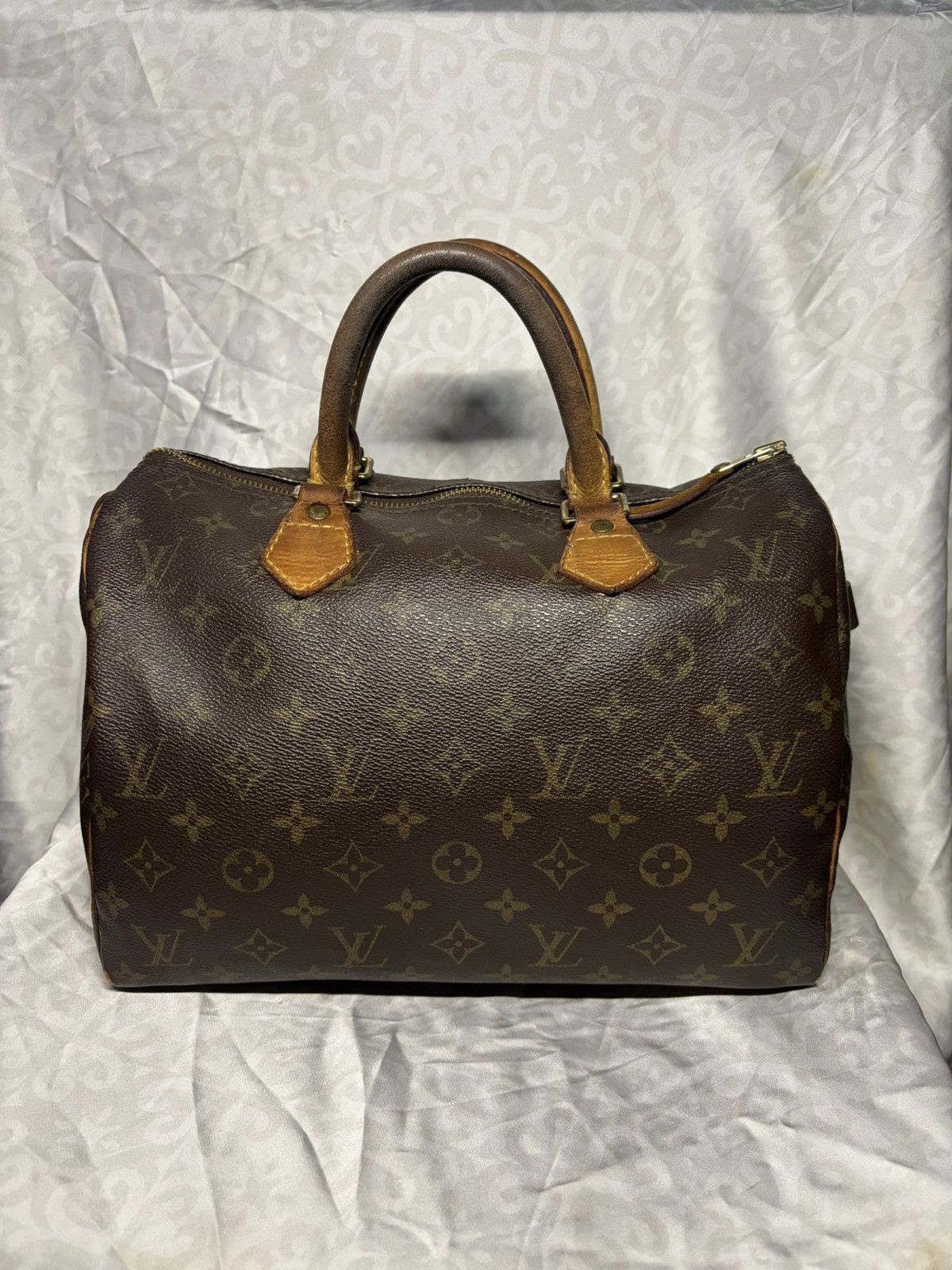 (very worn) Louis Vuitton Speedy 30cm
