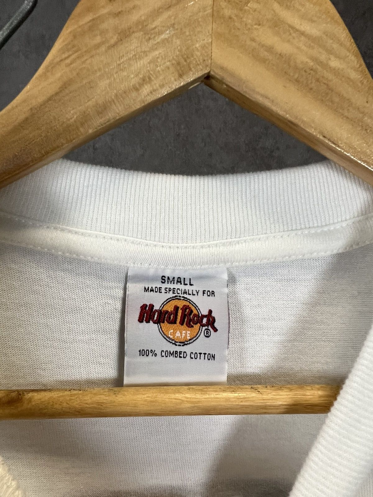Hard Rock Cafe Hard Rock Cafe Madrid vintage tee Size US S / EU 44-46 / 1 - 5 Thumbnail
