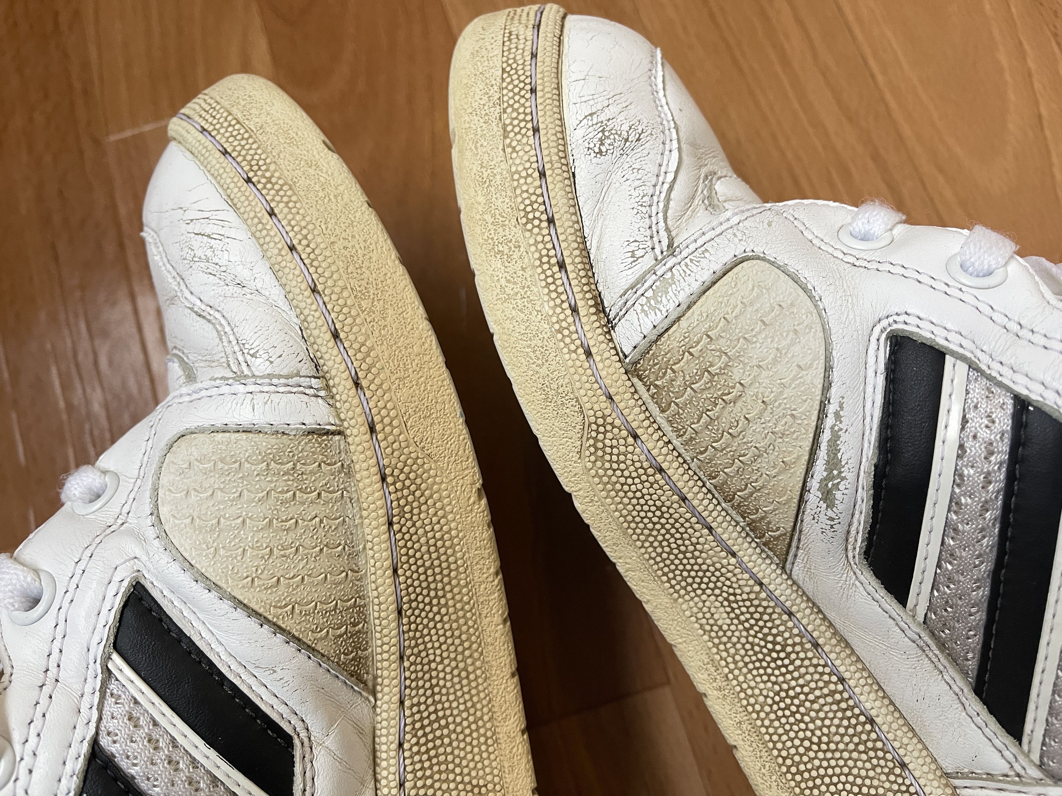 Adidas × Jeremy Scott Adidas sneakers, Jeremy Scott Instinct, Hi Top shoes, V24529 Size US 10.5 / EU 43-44 - 14 Thumbnail
