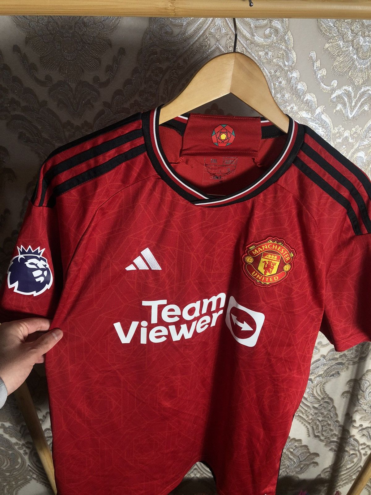 Vintage VERY RARE ADIDAS MANCHESTER UNITED ENGLAND SOCCER JERSEY Y2K Size US XXL / EU 58 / 5 - 2 Thumbnail