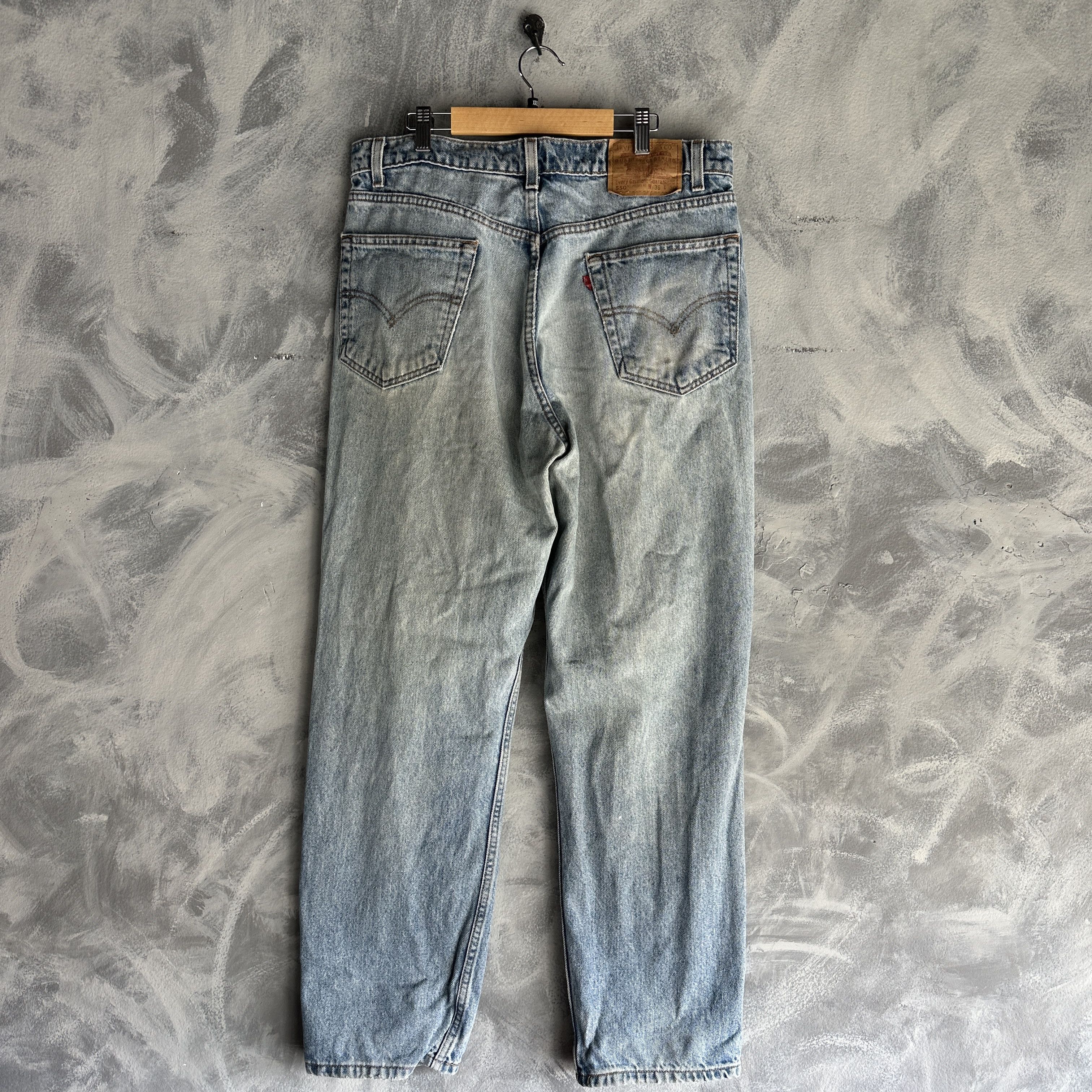 Levi's Vtg Levis 550 Jeans Mens 90s Relaxed Stonewash Denim Baggy Size US 36 / EU 52 - 5 Thumbnail
