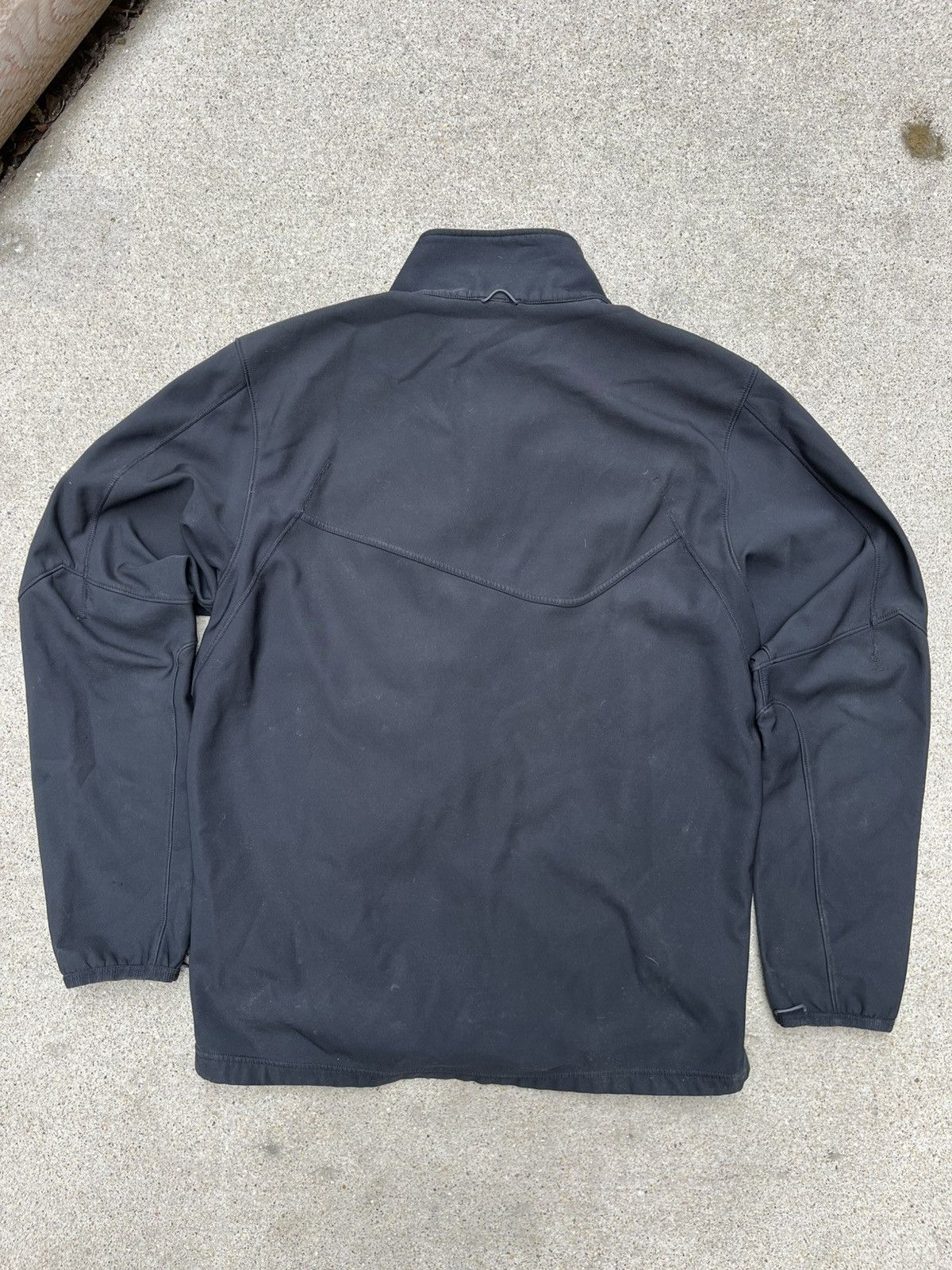 Nike Y2K Silver Tag Nike Fit Therma Embroidered Swoosh Sweatshirt Size US L / EU 52-54 / 3 - 7 Thumbnail