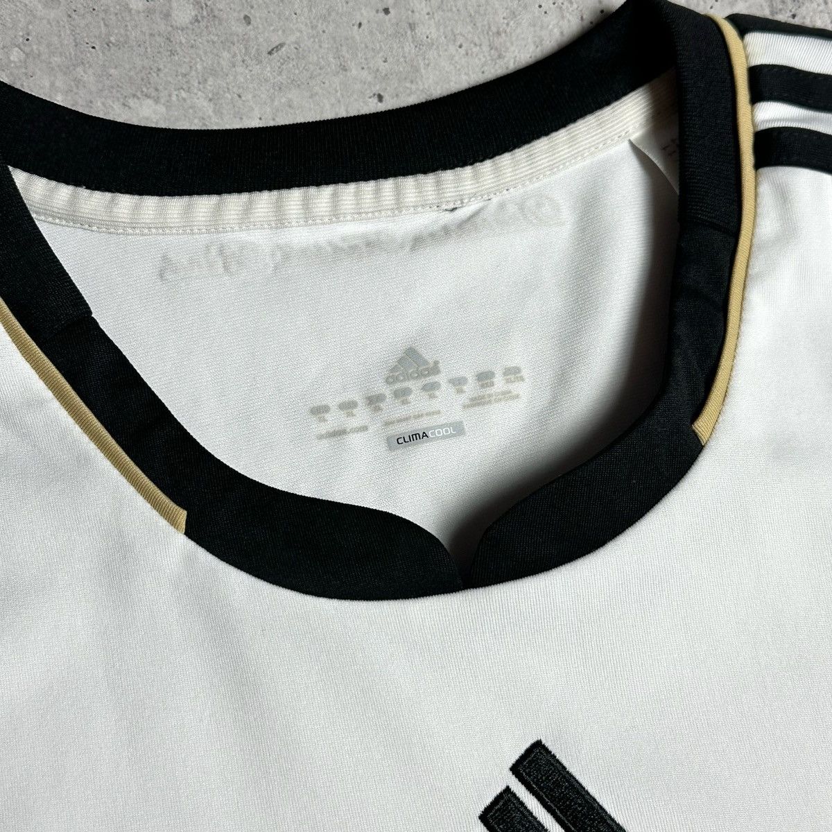 Adidas × Vintage 🇩🇪 VINTAGE ADIDAS DEUTSCHER FUSSBALL-BUND T-SHIRT 2010 Size US XL / EU 56 / 4 - 5 Thumbnail