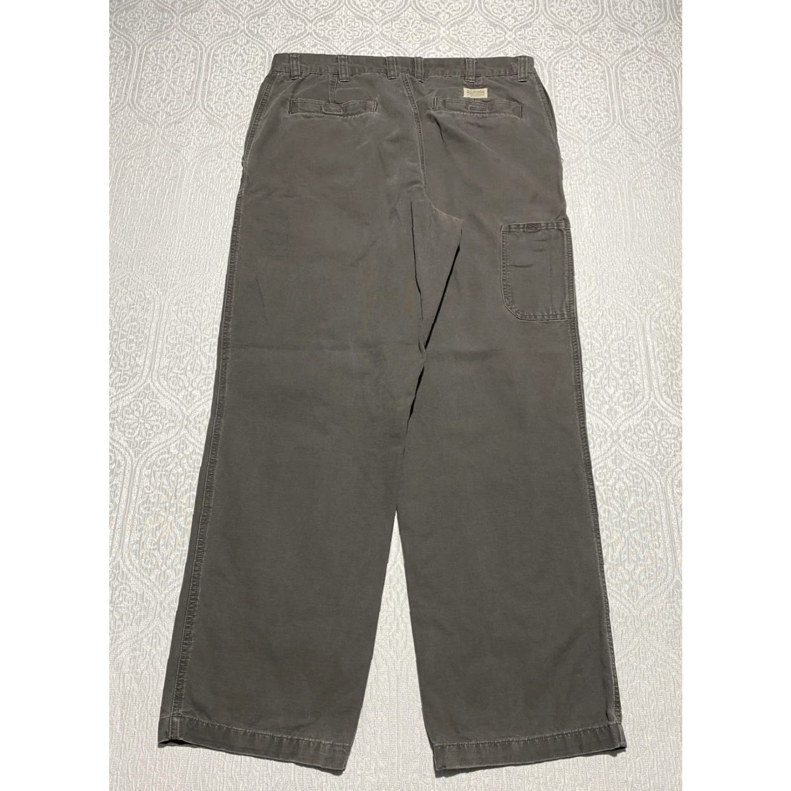 Vintage Columbia Pants Mens 36x32 Gray Granite Cloth Outdoor Work Utility Cargo Pocket Pants Mens Gray Granite Cloth 36x32 Cargo Pocket Workwear Nature Mens Size US 36 / EU 52 - 2 Thumbnail