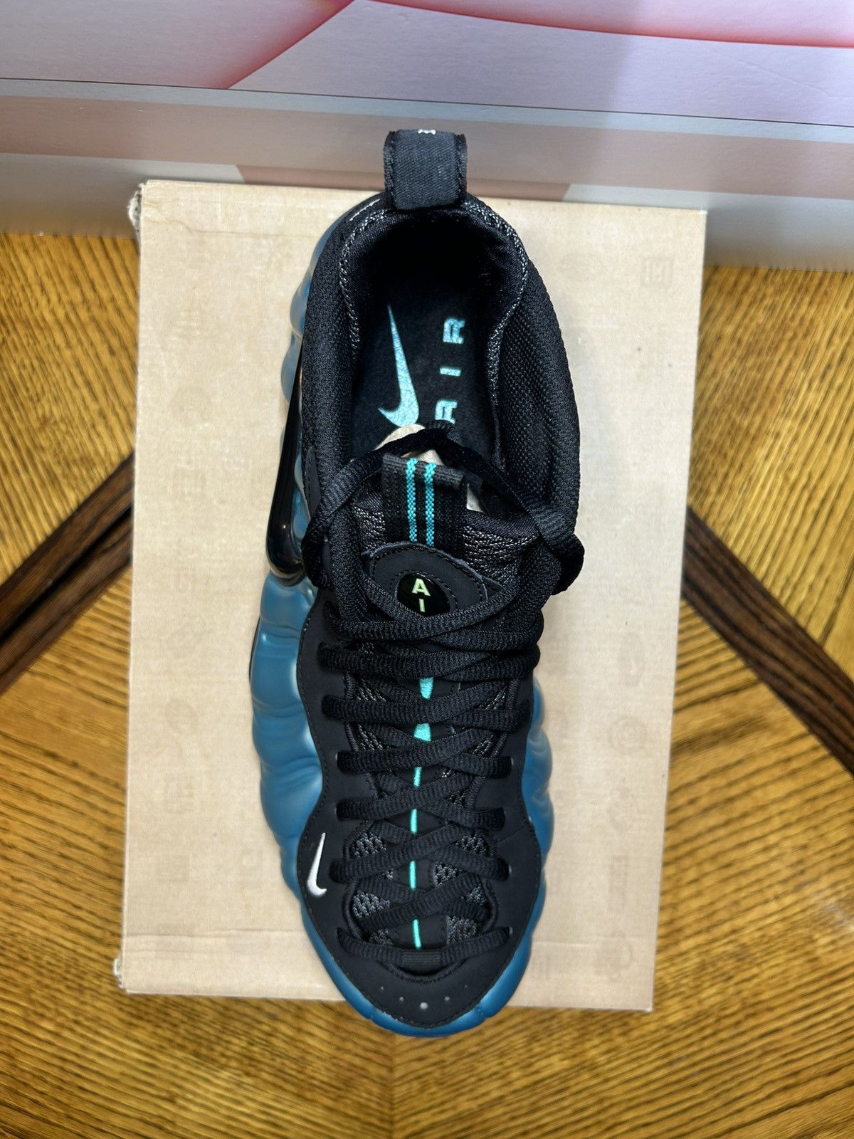 Nike Size 11.5 - Nike Air Foamposite Pro Electric Blue 2011 NEW Size US 11.5 / EU 44-45 - 11 Thumbnail