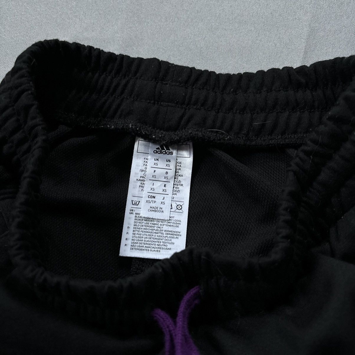 Adidas Adidas Manchester United shorts xs black sportswear Size US 29 - 5 Thumbnail