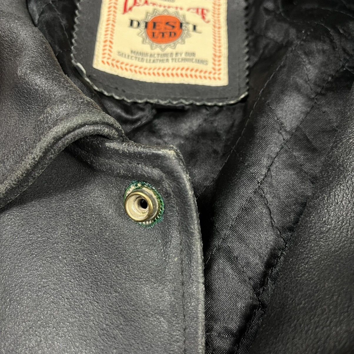 Diesel Vintage 90’s Diesel Leather Bomber Jacket Embroidered Logo Size US M / EU 48-50 / 2 - 16 Thumbnail