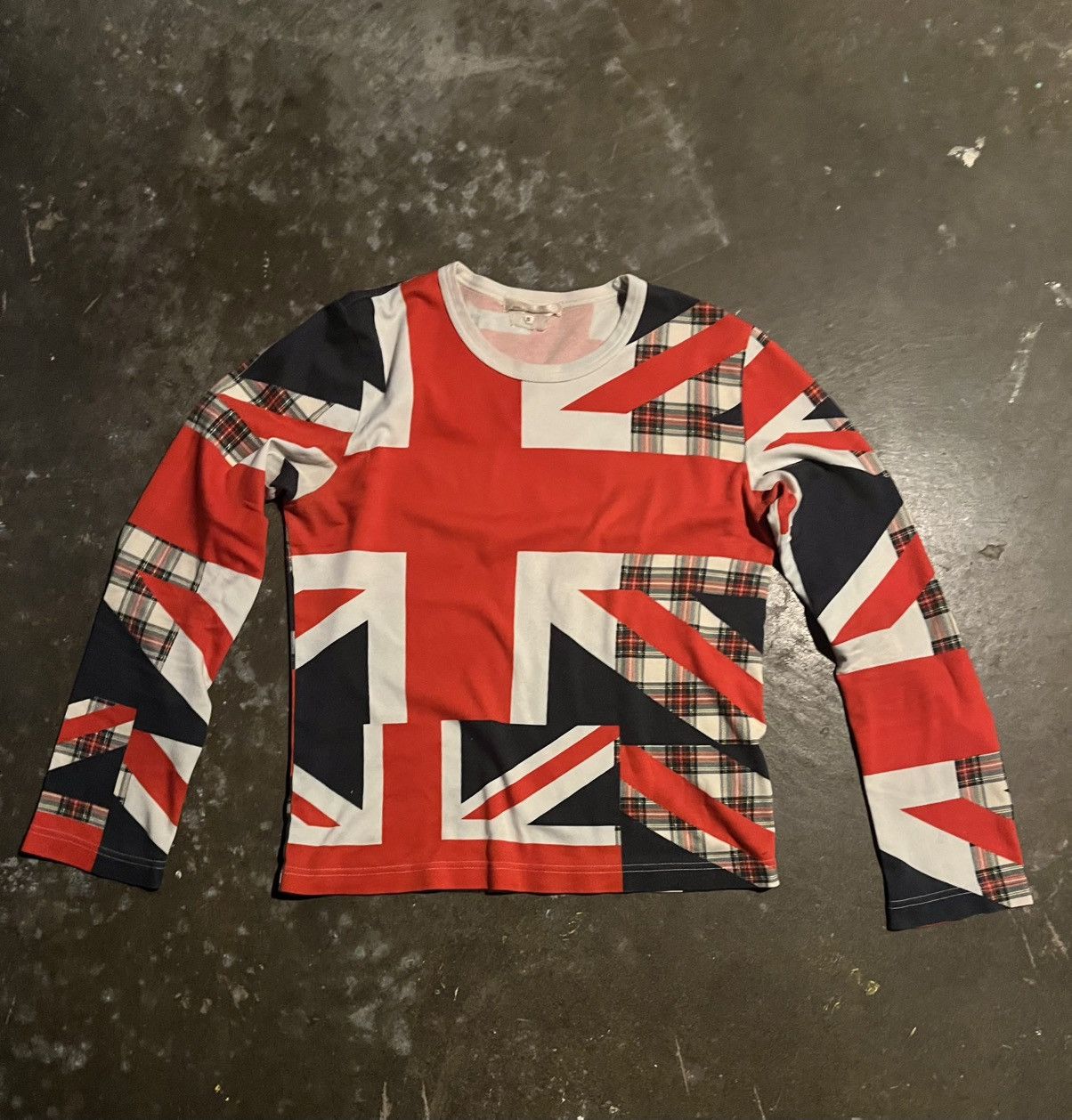 2005 union jack long sleeve