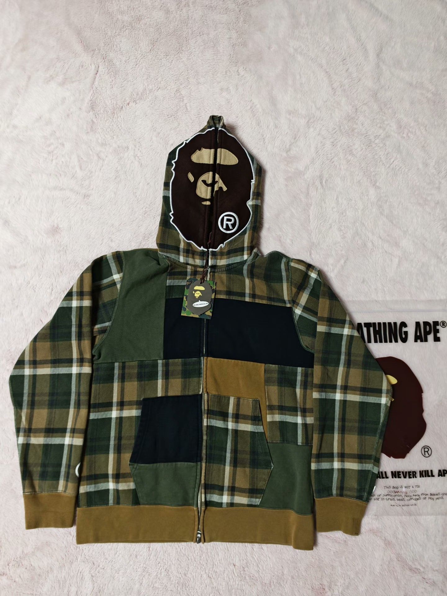 Bape Bape Light Jacket L Men Size US L / EU 52-54 / 3 - 1 Thumbnail