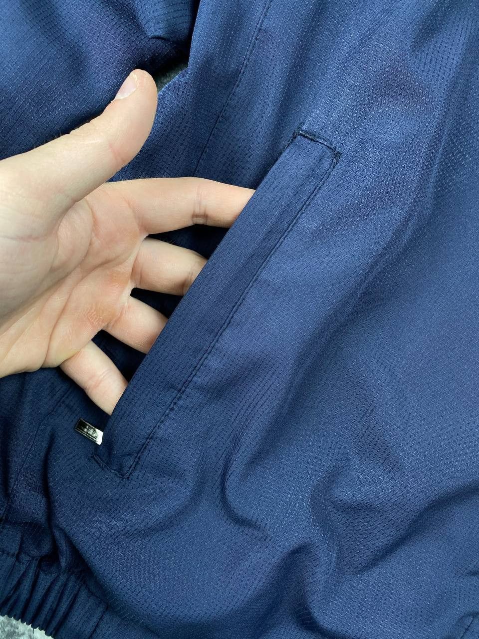 Dolce & Gabbana Vintage Dolce Gabbana Windbreaker Light Jacket Men Size L Size US L / EU 52-54 / 3 - 3 Thumbnail