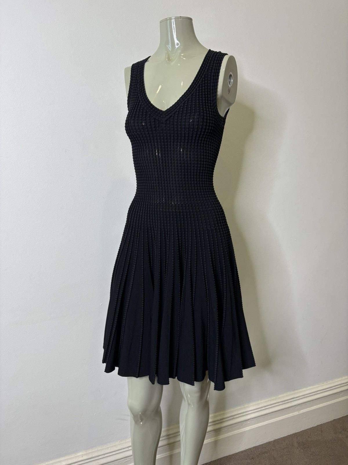Alaia Azzedine Alaïa Pleated Mini Dress Rare Size XS / US 0-2 / IT 36-38 - 6 Thumbnail