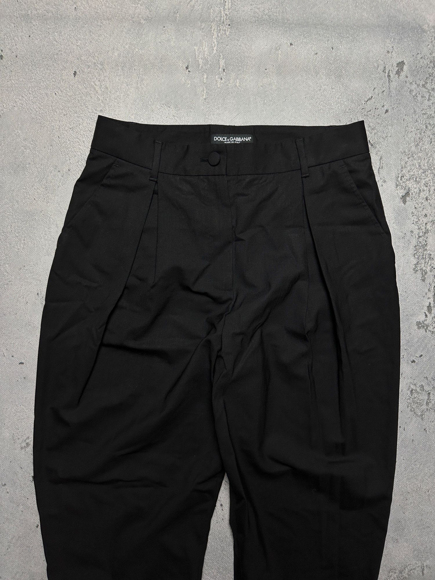 Dolce & Gabbana Black Pleated Trousers Size 42 Zip Ankle 90s