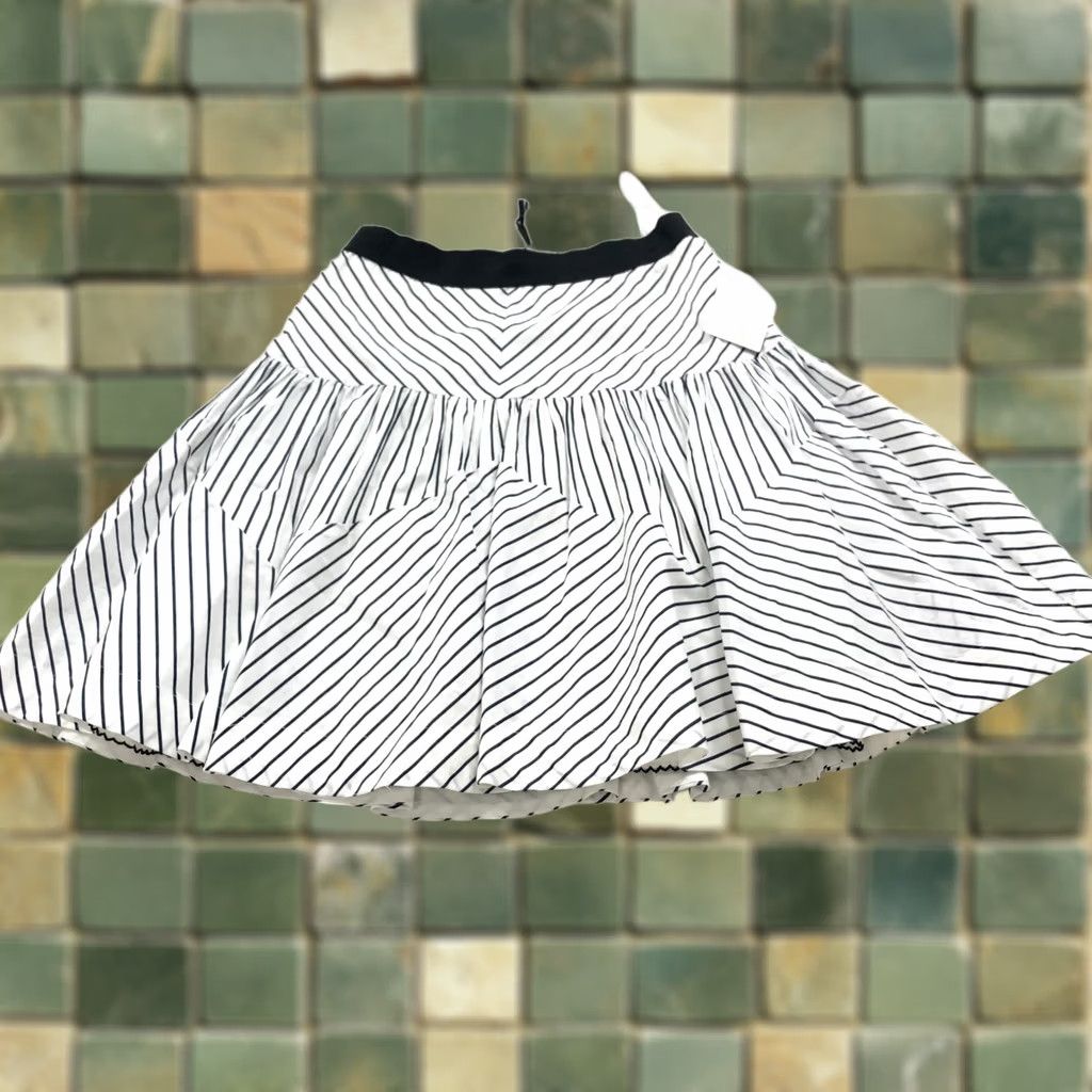 Anthropologie Maeve Anthropologie Skirt Mini 4 Blue Zip Ruffle 20-in Fluffy 26In Waist Cotton Solid Women's Size 27" / US 4 / IT 40 - 1 Thumbnail