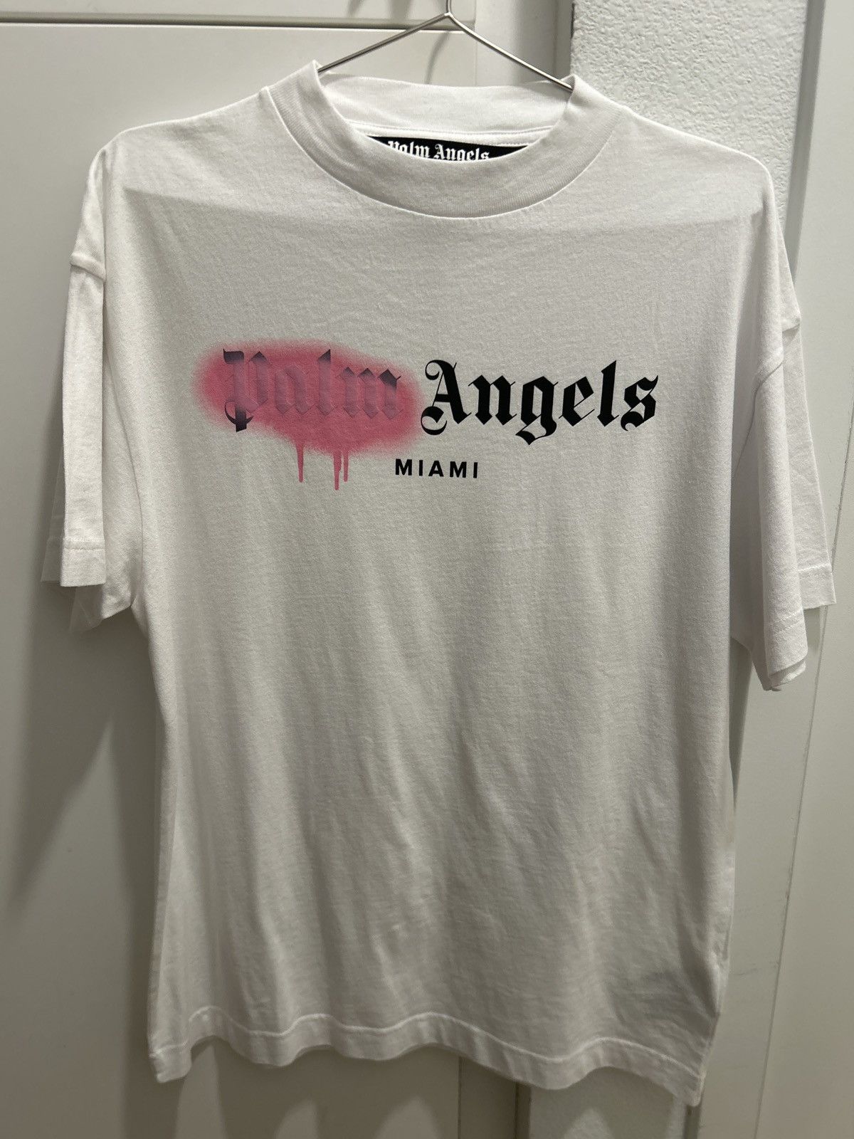 Palm Angels Palm Angels Miami Pink Spray New with flaws Size US M / EU 48-50 / 2 - 1 Thumbnail