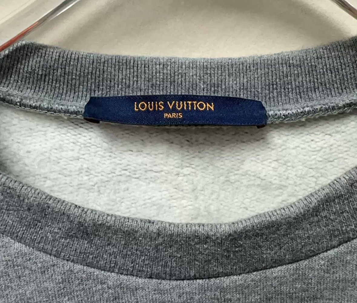 Louis Vuitton Louis Vuitton black 1.0 gray chest logo hoodie Size US M / EU 48-50 / 2 - 3 Thumbnail