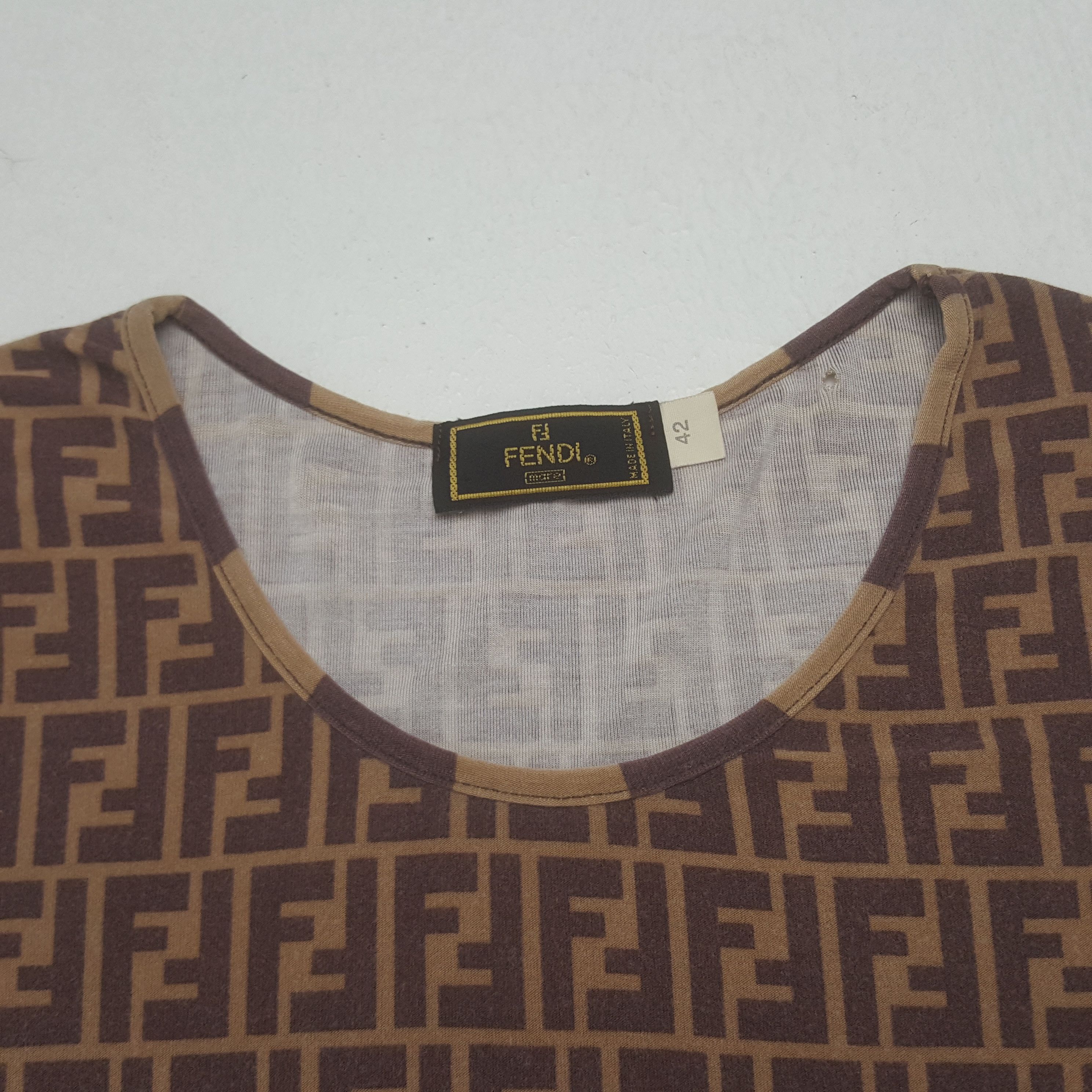 Fendi × Vintage Vintage Fendi Monogram Tshirt Size XS / US 0-2 / IT 36-38 - 4 Thumbnail