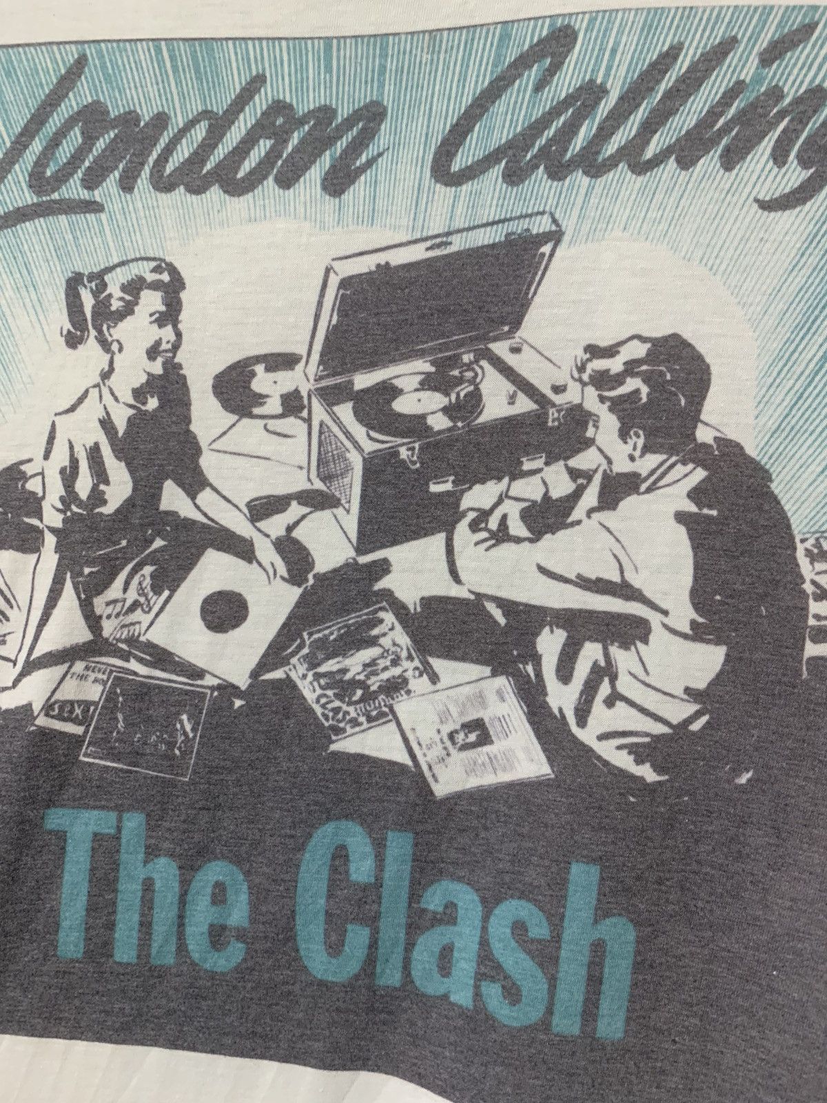 Band Tees Vintage the clash shirt Size US L / EU 52-54 / 3 - 2 Thumbnail