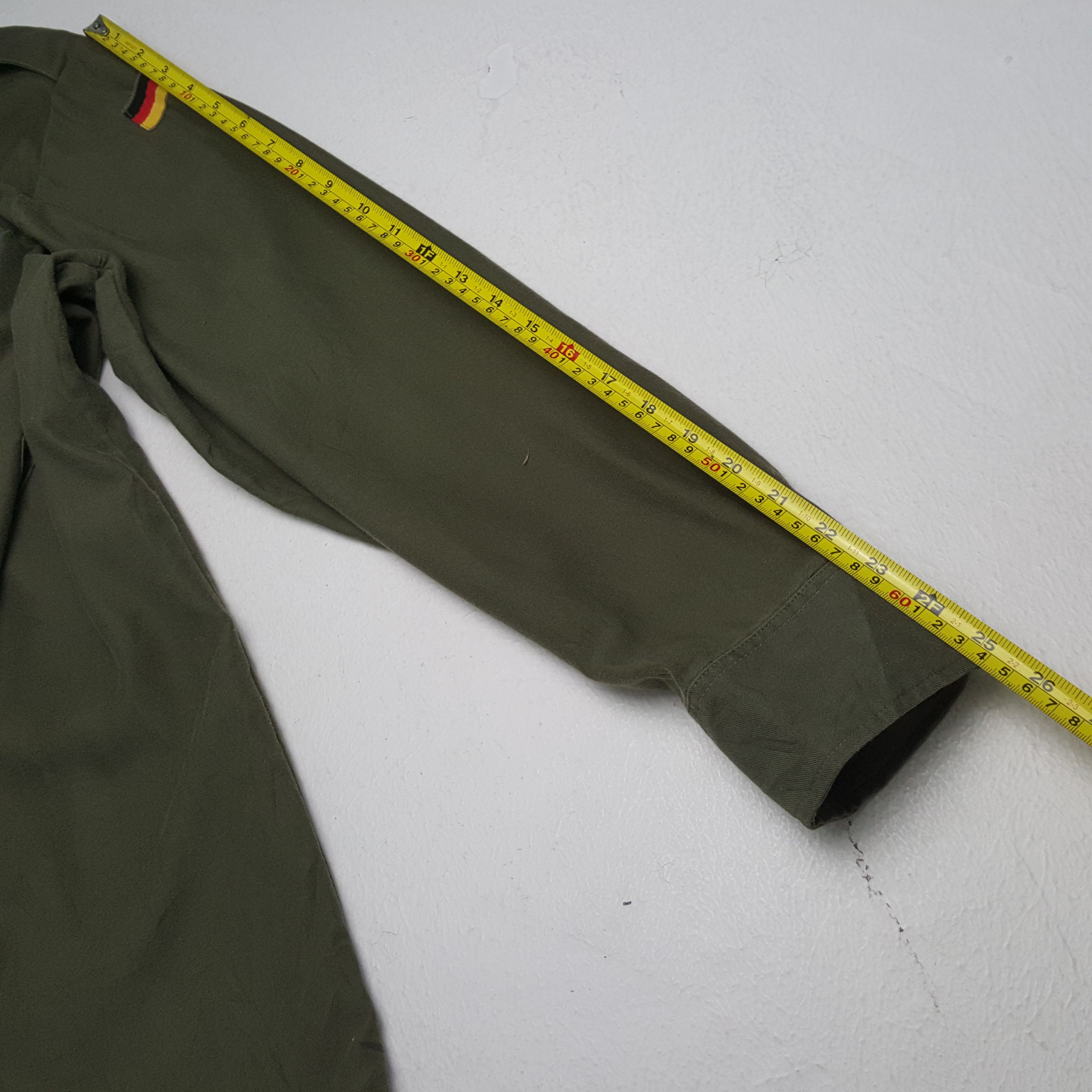 Vintage Vintage GERMANY Military Custom Style Brand Shirts Size US L / EU 52-54 / 3 - 6 Thumbnail