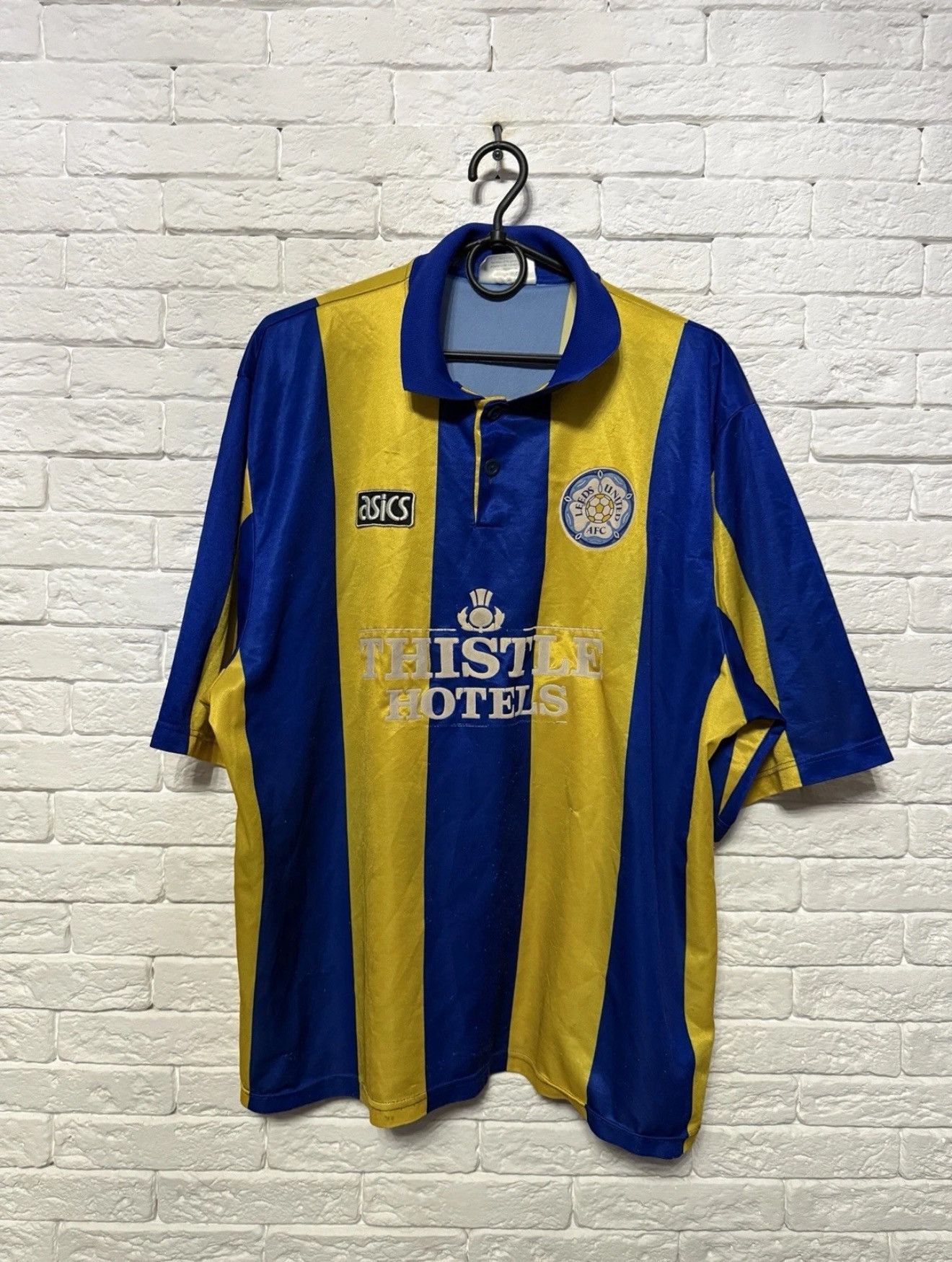 Asics Vintage Leeds United Away Jersey Asics 93/95 Football Shirt Size US XL / EU 56 / 4 - 1 Thumbnail